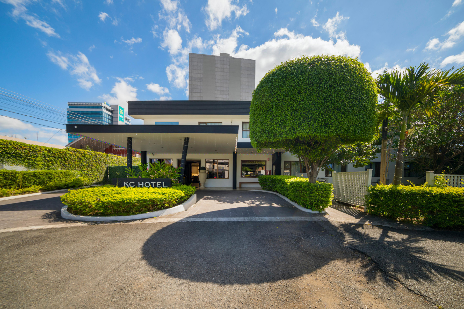 Vista Exterior KC Hotel San José
