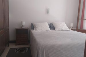 Alquiler Vacacional - air-conditioned house, well equipped, veranda, jacuzzi, quiet garden, close to everything