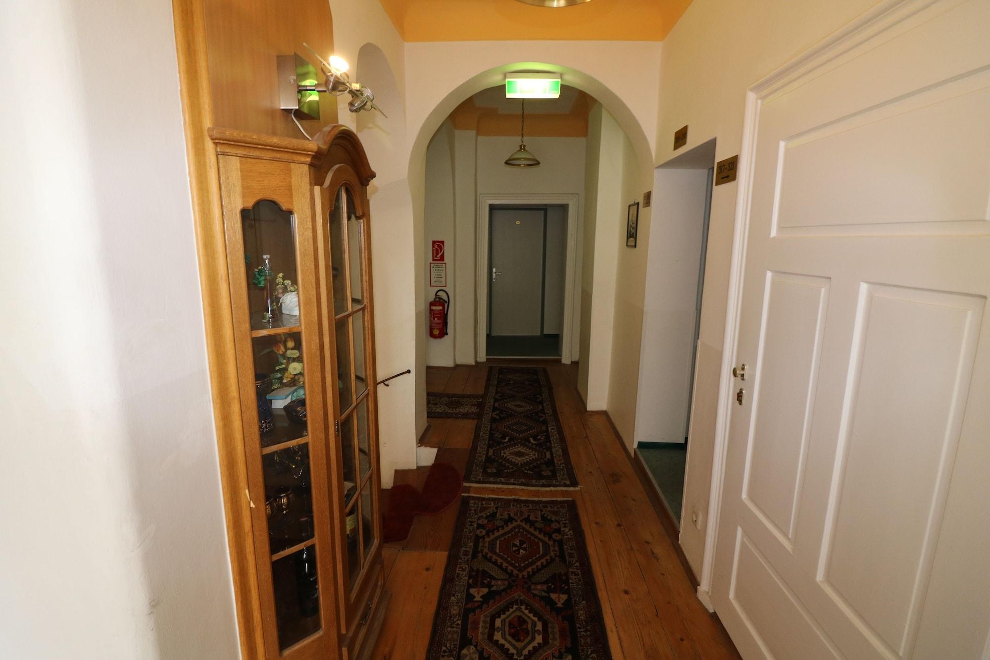 Vista Lobby Pension Alt-Strassgang