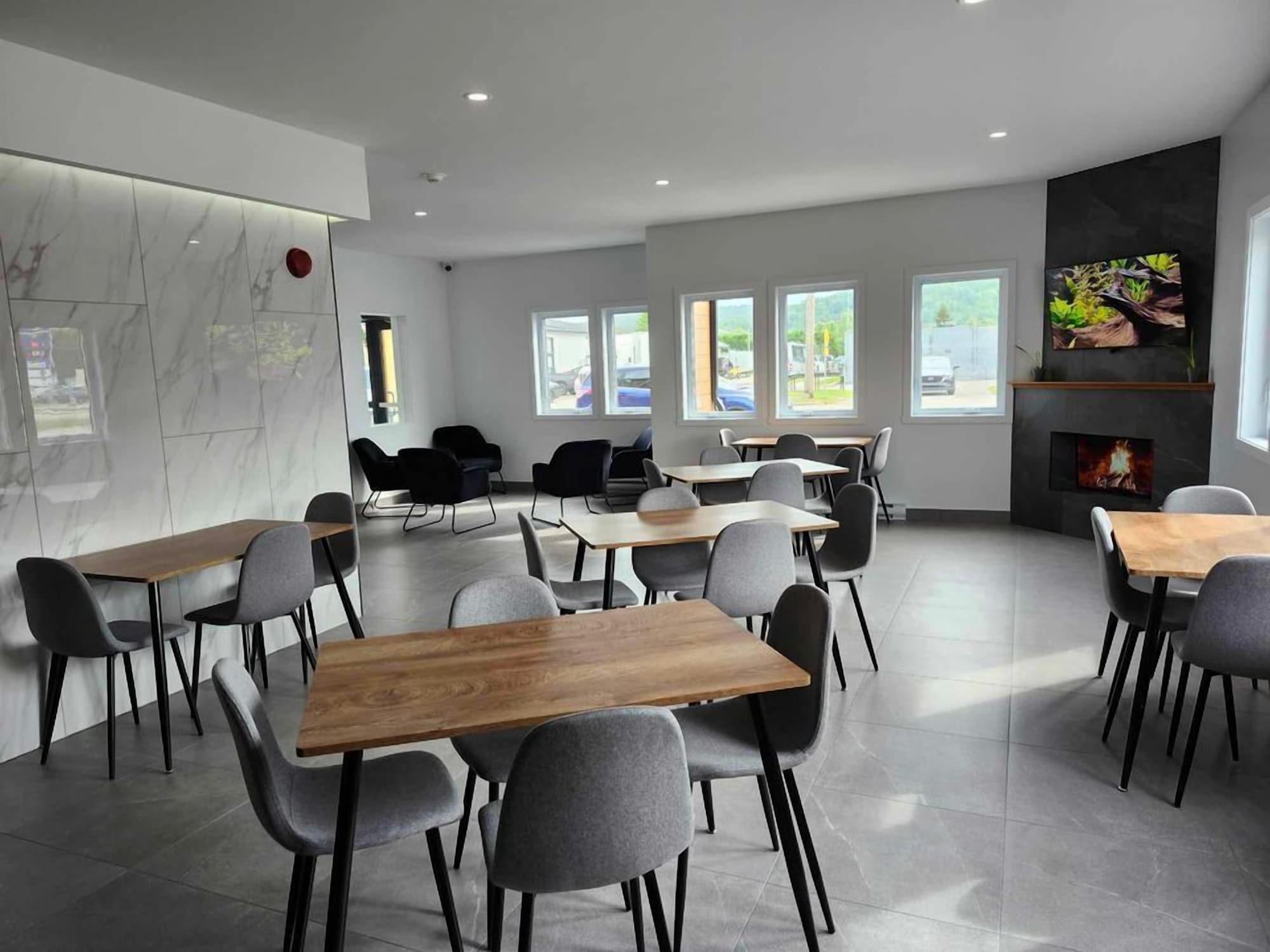 Vista Lobby Hôtel St-Michel