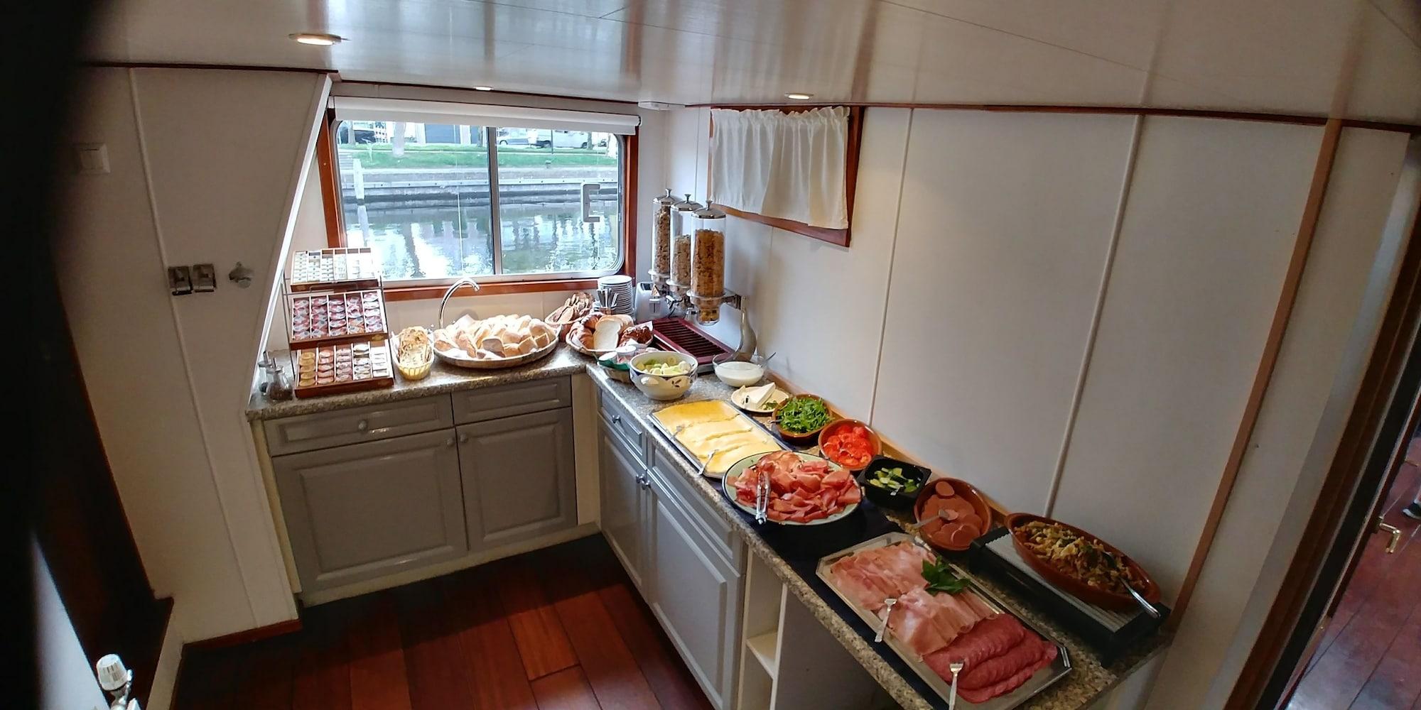 Restaurant Hotelschip Sarah