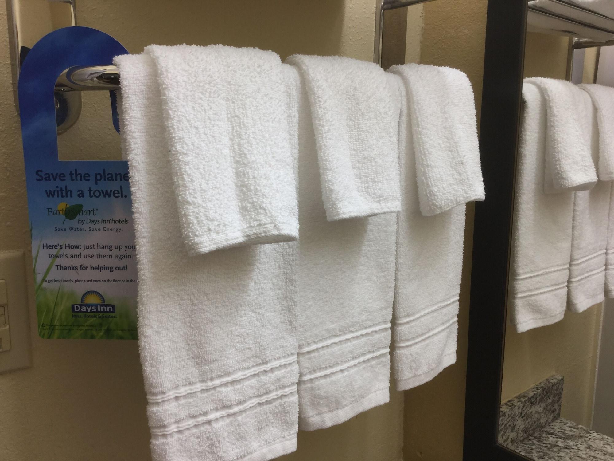 Set de Habitación Days Inn by Wyndham Seneca / Clemson Area