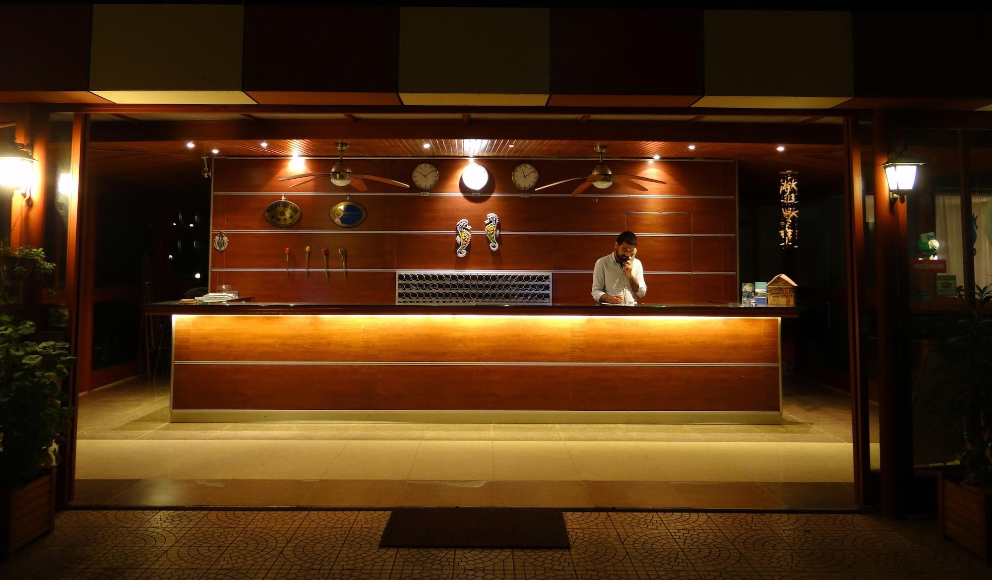 Vista Lobby Denizati Holiday Village