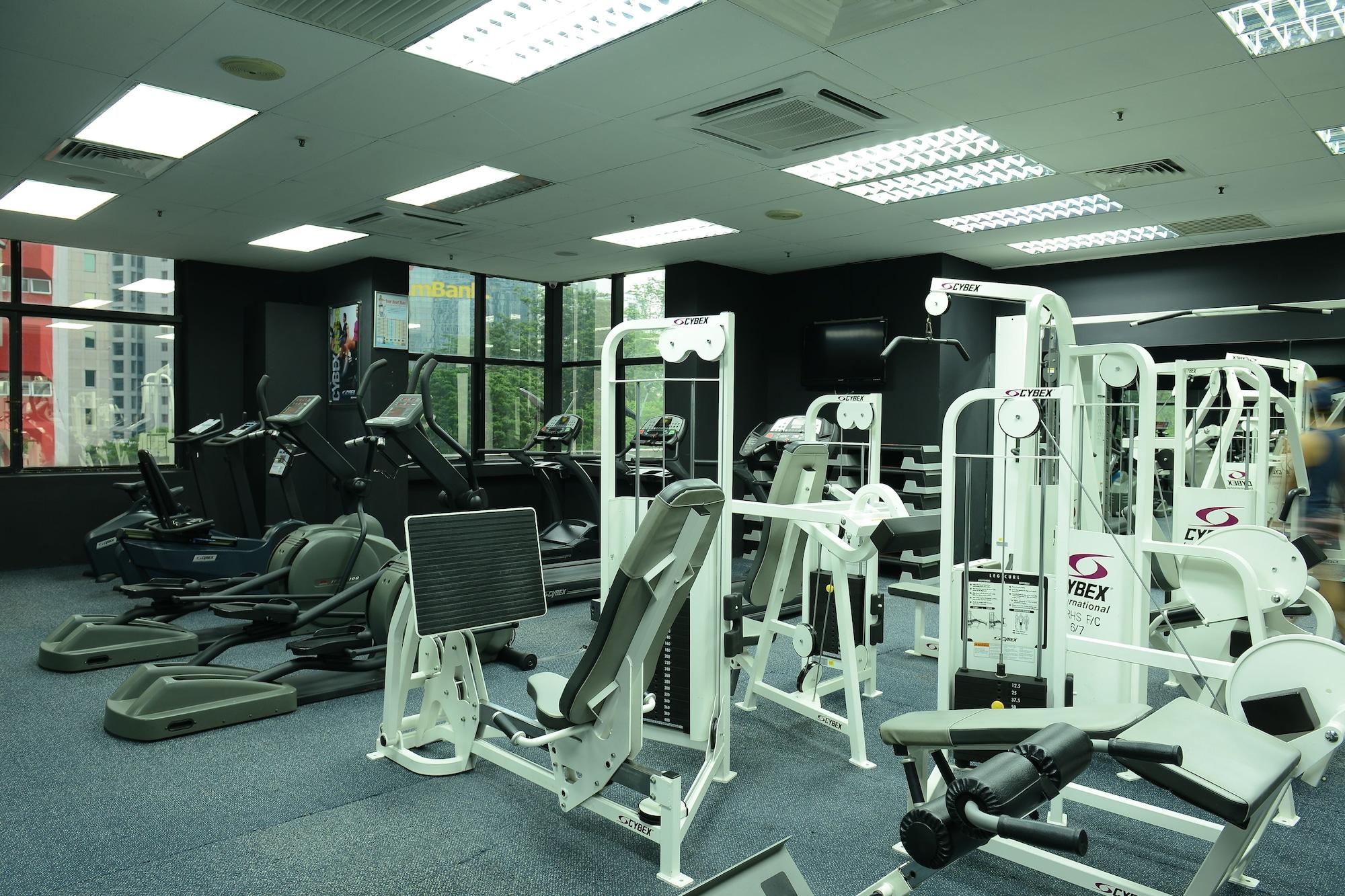 Gimnasio Pacific Regency Hotel Suites