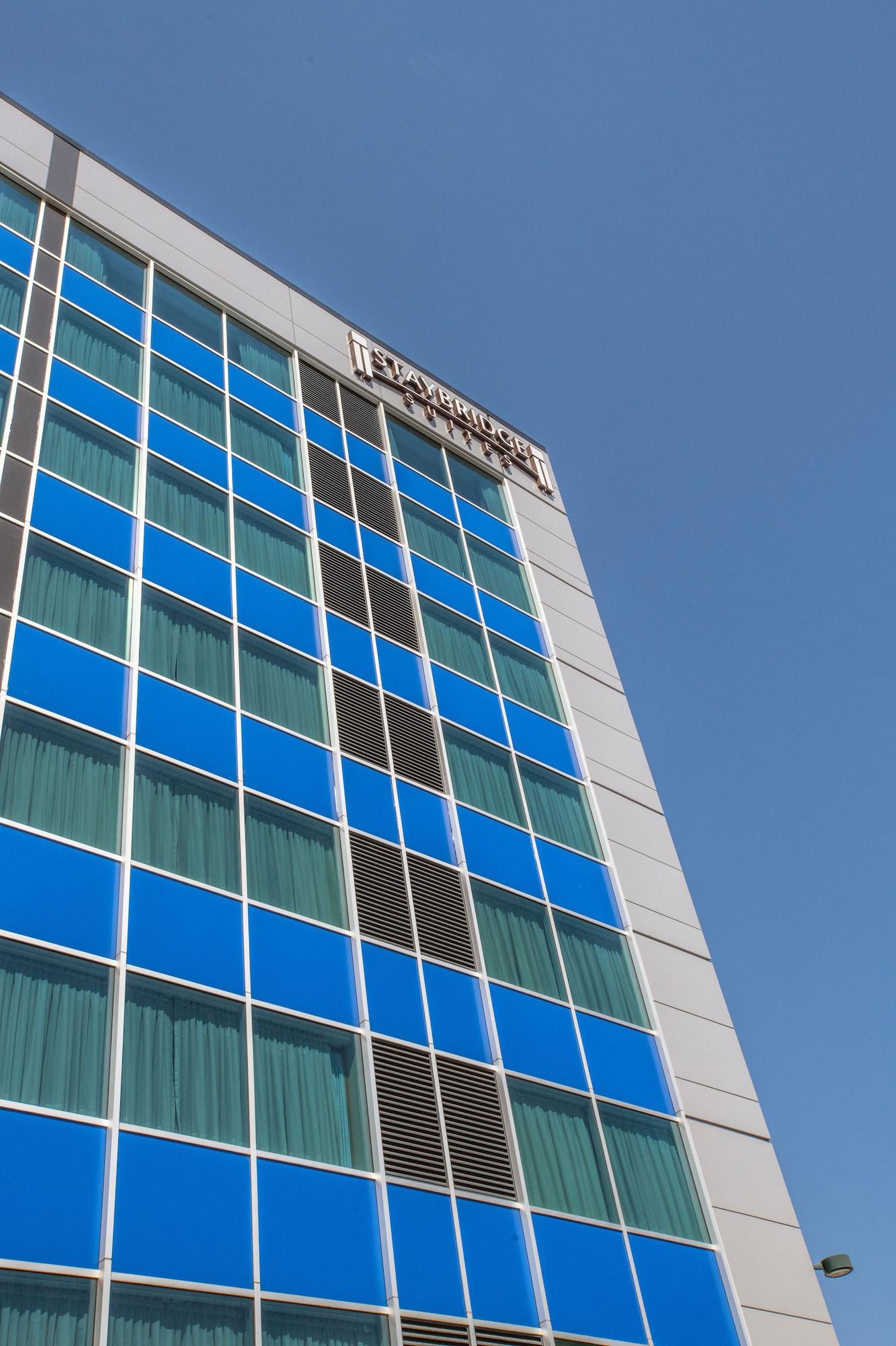 Vista Exterior Staybridge Suites Denver Downtown by IHG