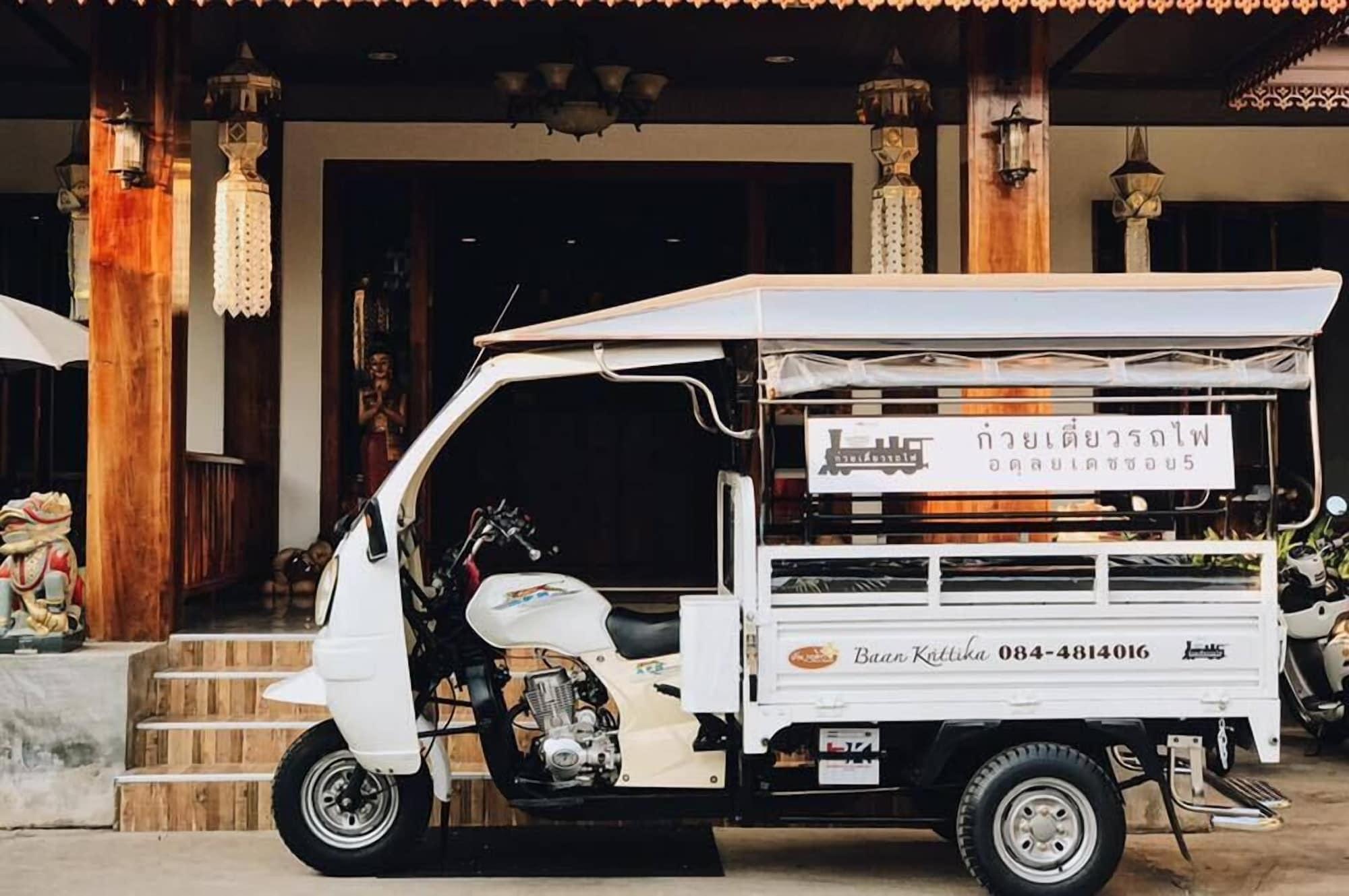 Vista Exterior Baan Krittika