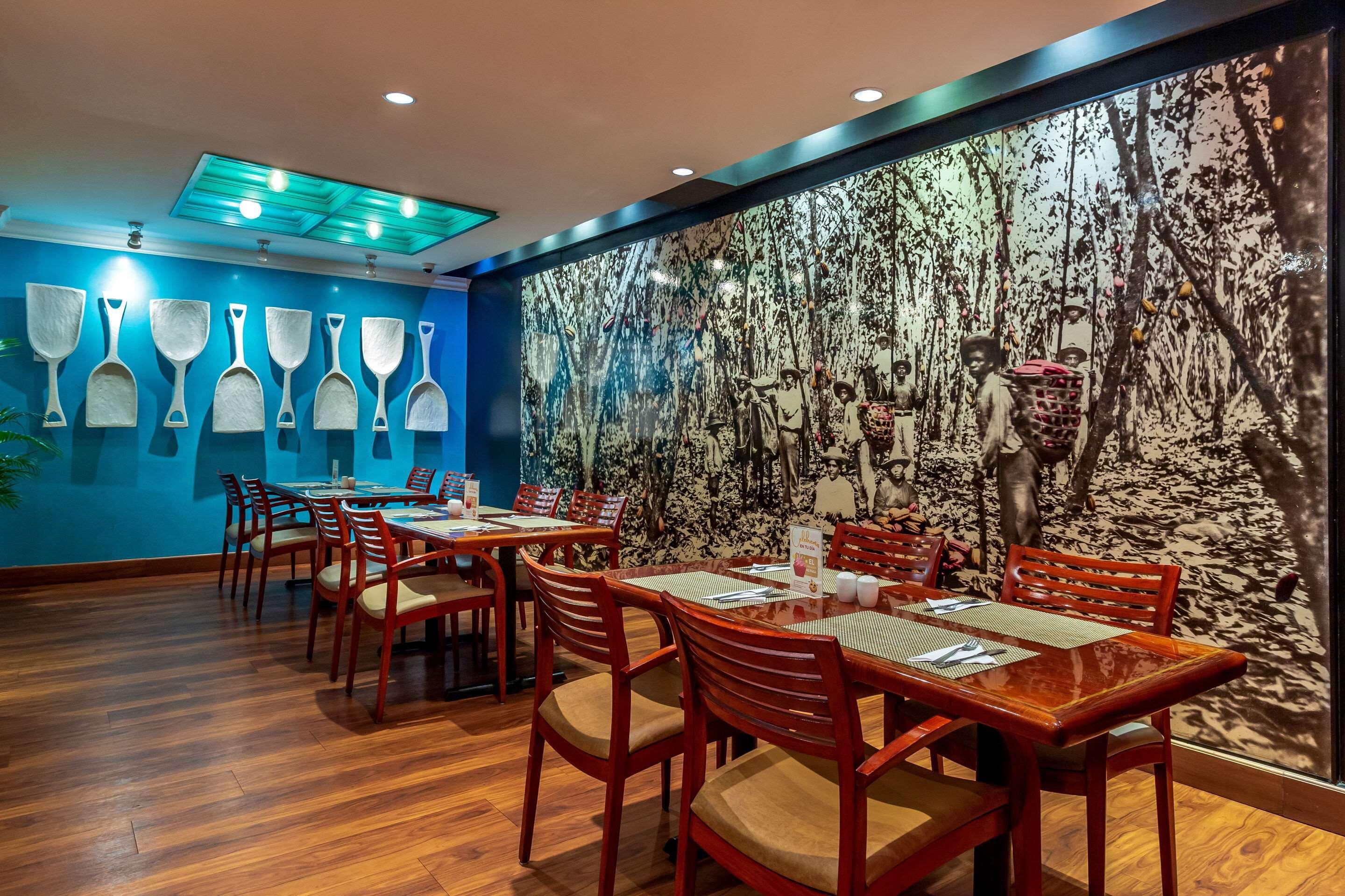 Restaurant Grand Hotel Guayaquil, Centro Histórico.