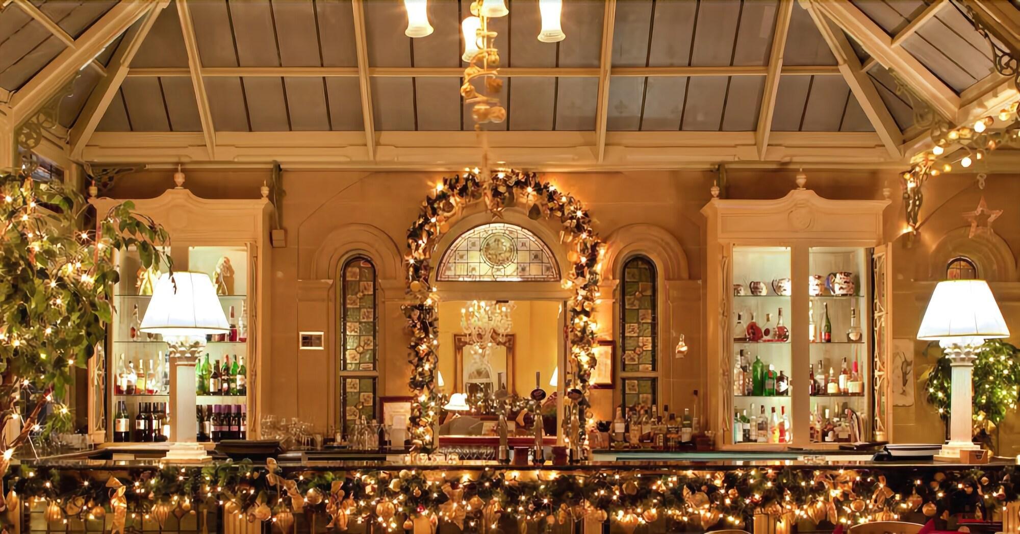 Bar/Salón Kilworth House