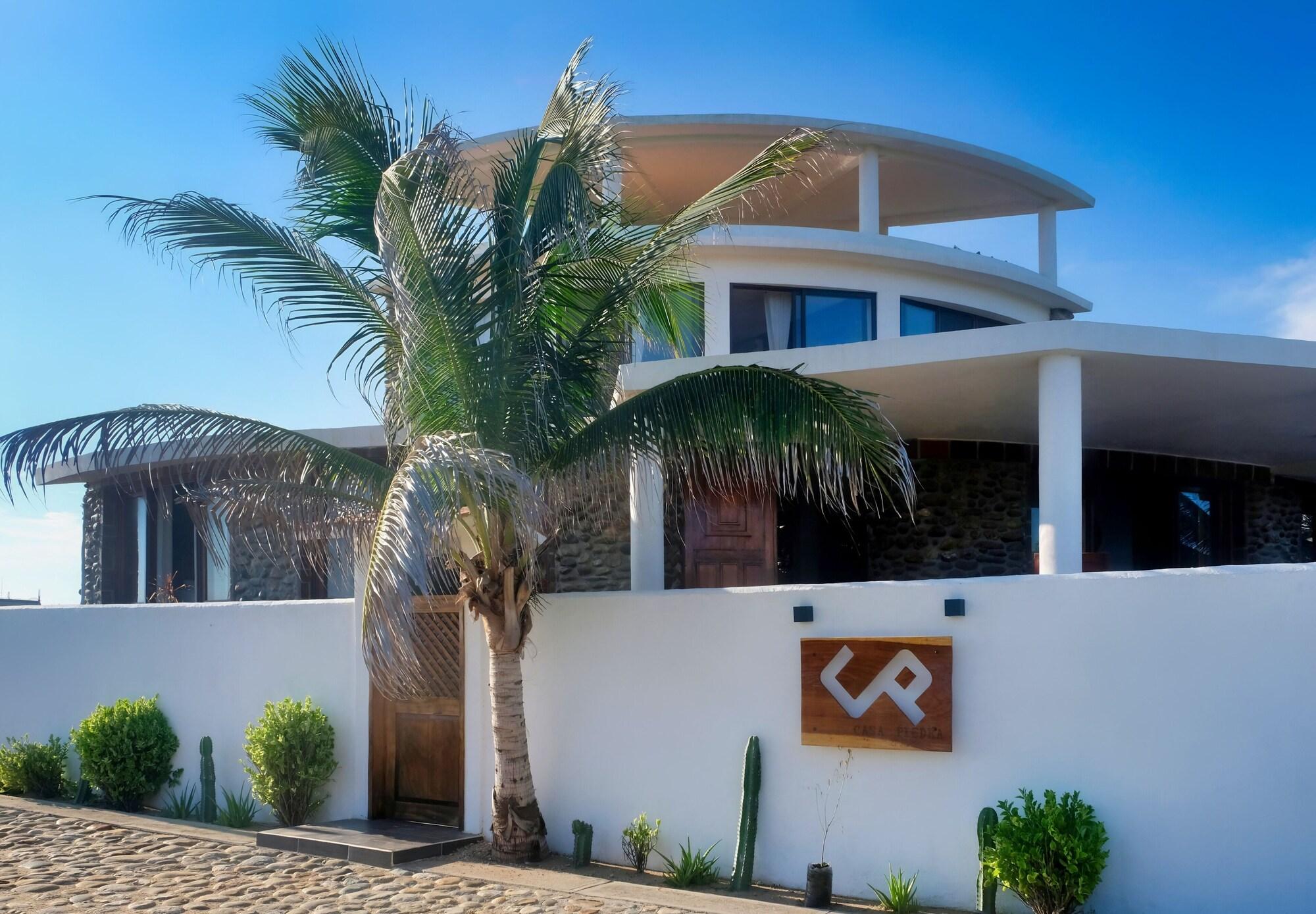 Vista Exterior CasaPiedra