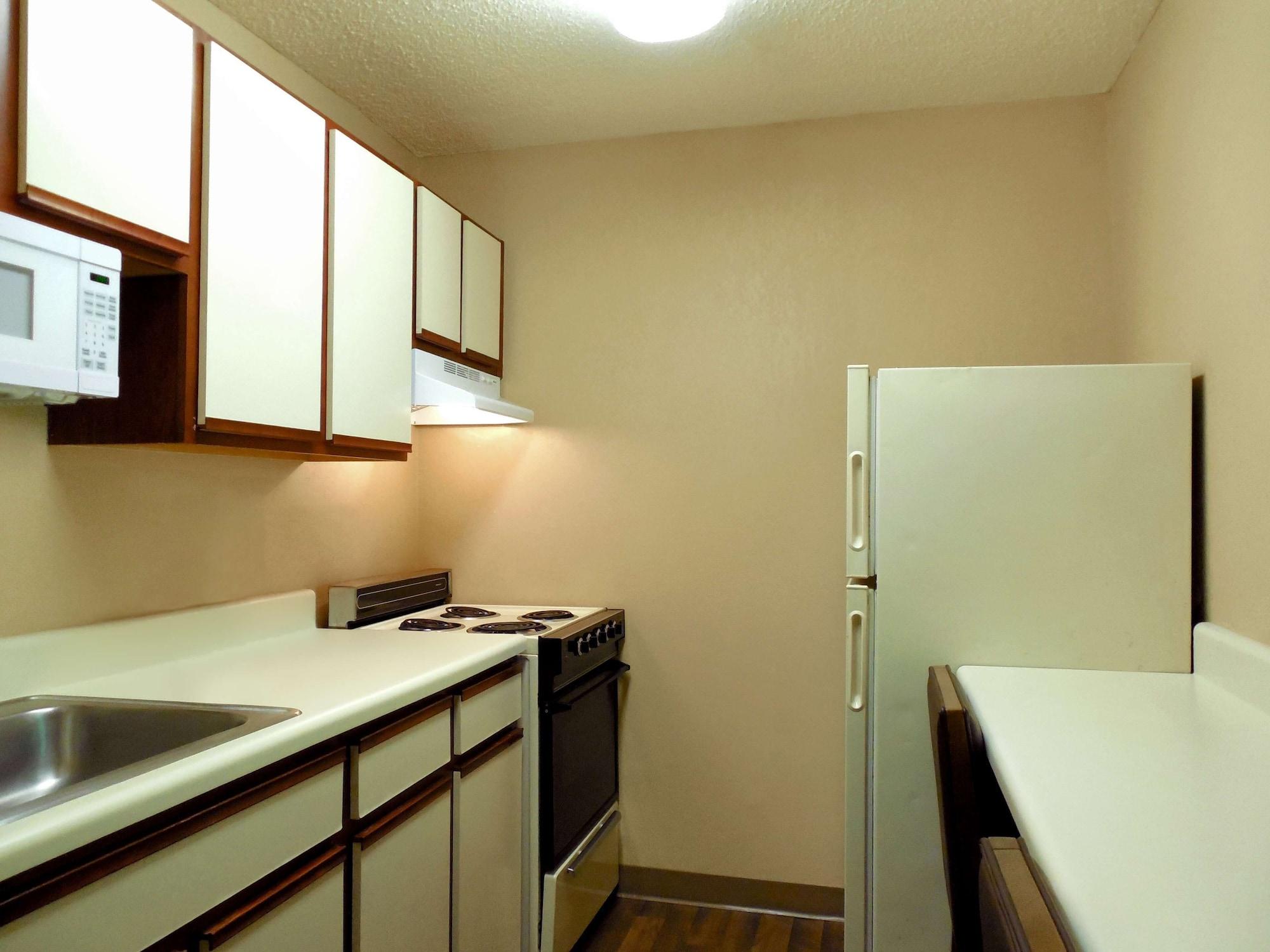 Equipamiento de Habitación Extended Stay America Suites North Raleigh Wake Towne Dr