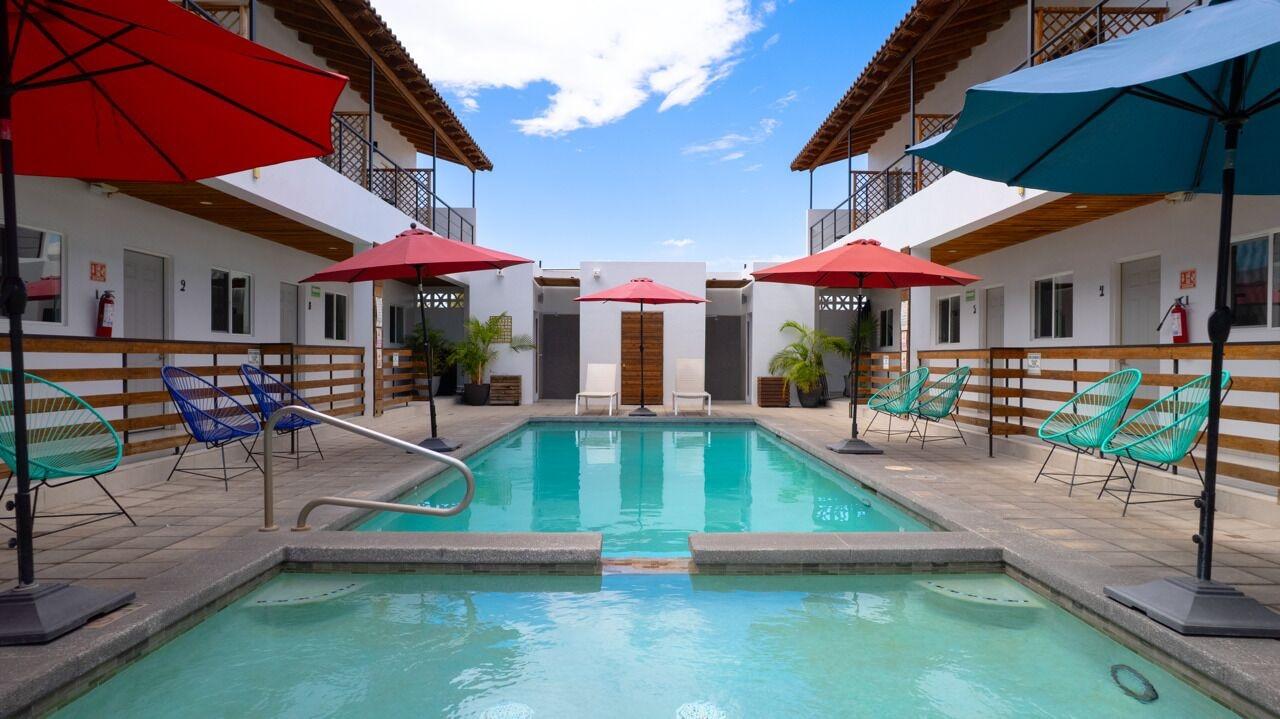 Vista Piscina Hotel Marea Baja