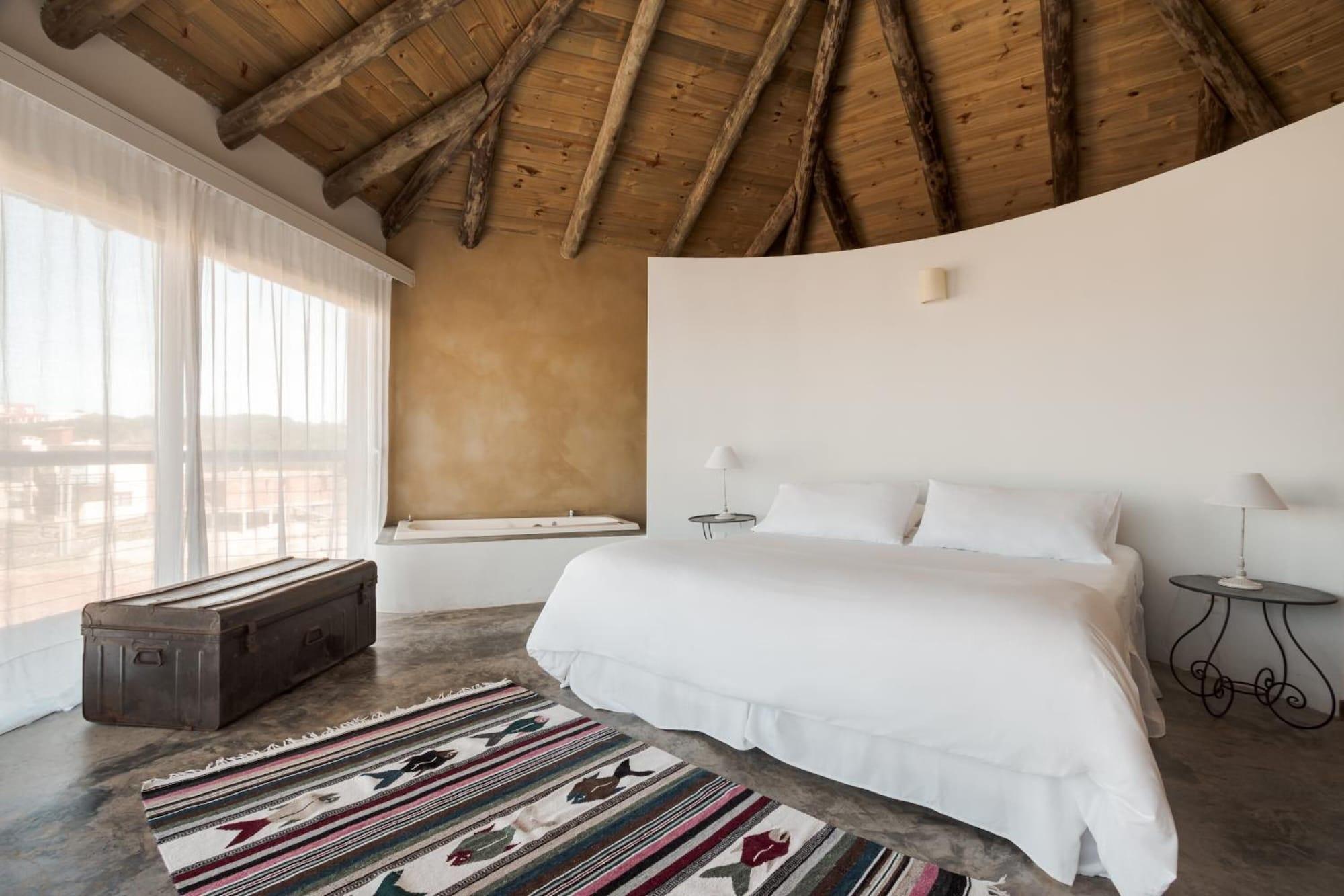 Habitación MarAdentro Aparts & Suites