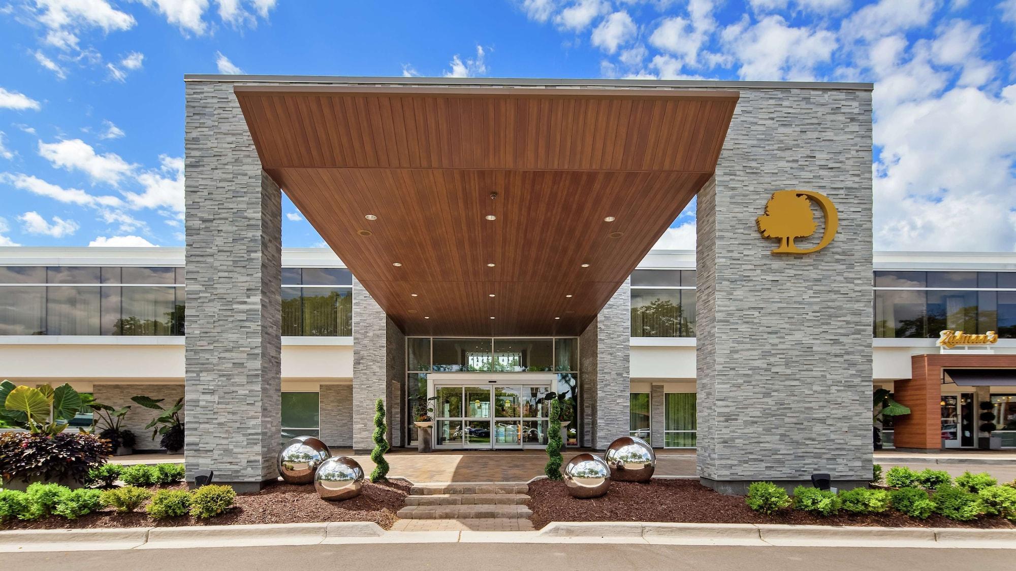 Vista Exterior The Kingsley Bloomfield Hills - a DoubleTree by Hilton