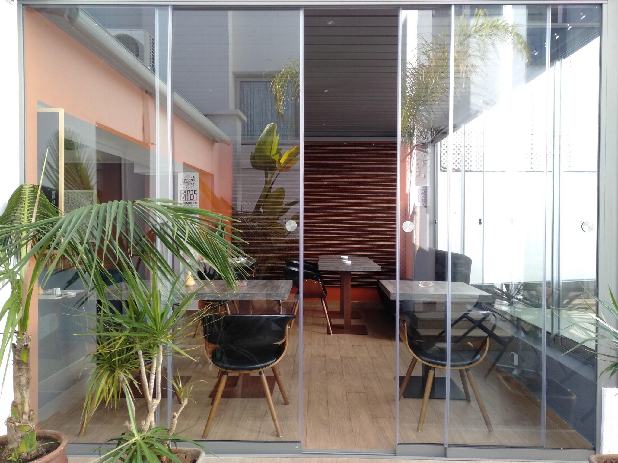 Varios Le Pietri Urban Hotel