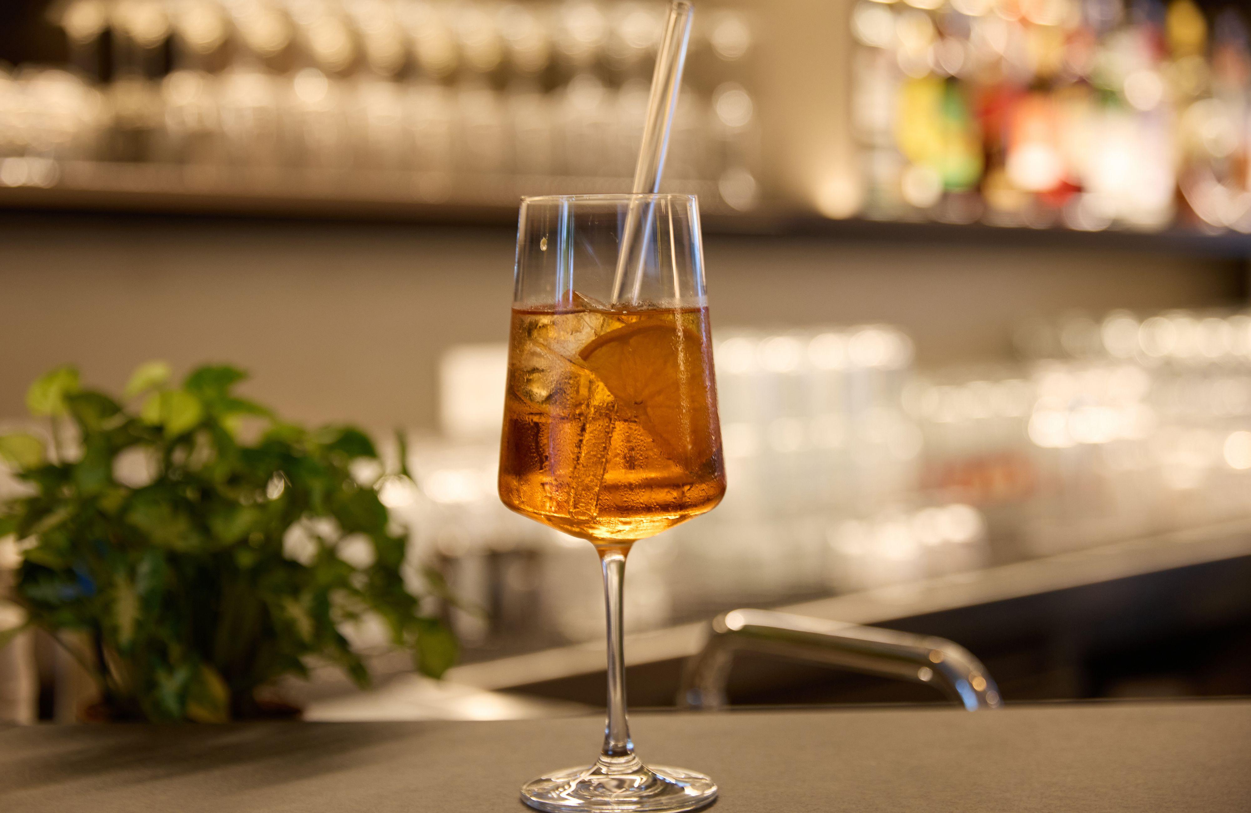 Bar/Salón Leonardo Hotel München City West