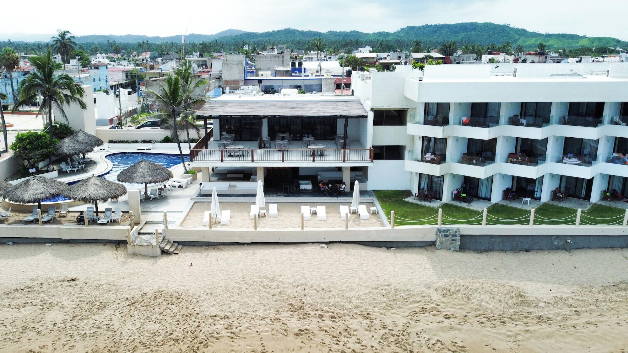 Vista Exterior Hotel Barra de Navidad
