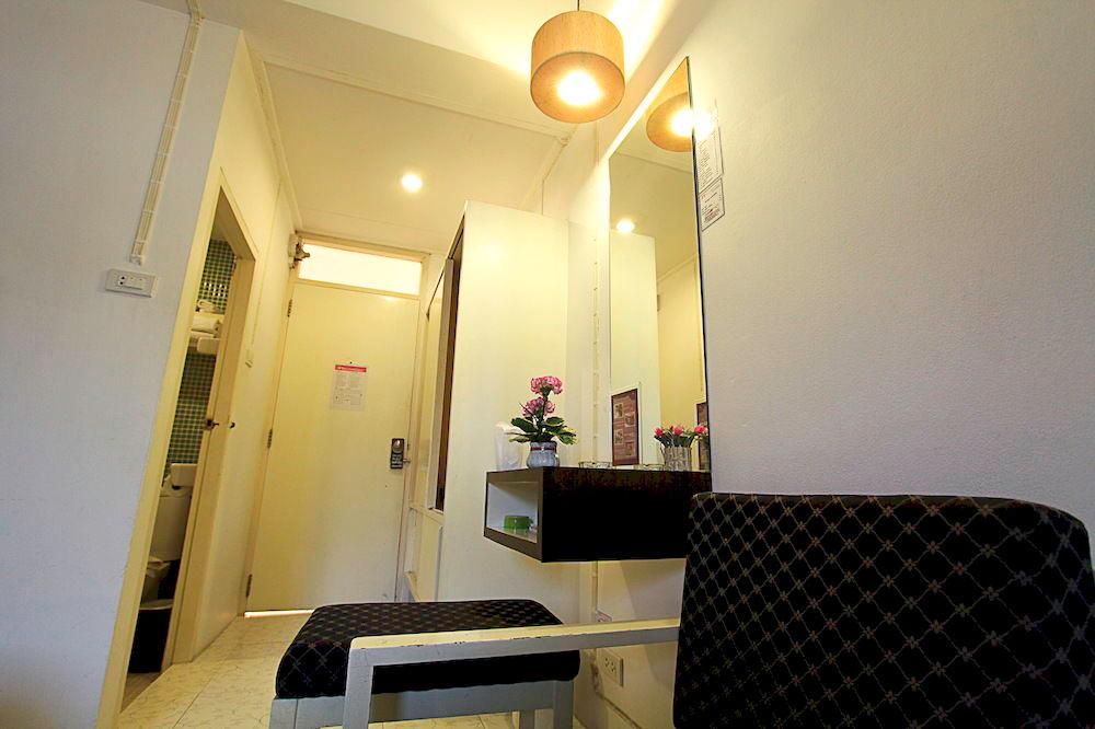 Set de Habitación The Ratchathani Hotel
