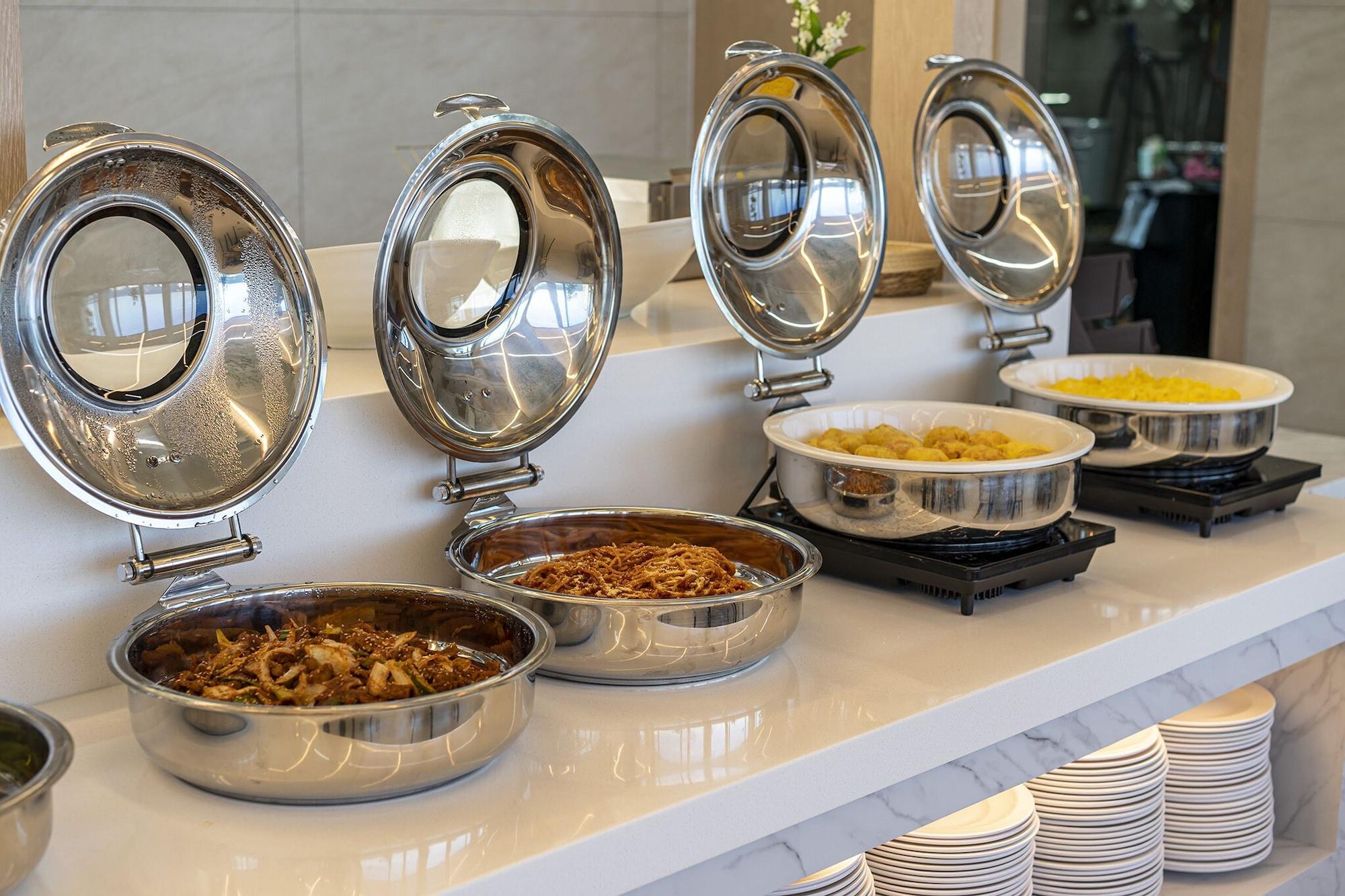 Restaurant Sokcho Good Morning Hotel and Resort