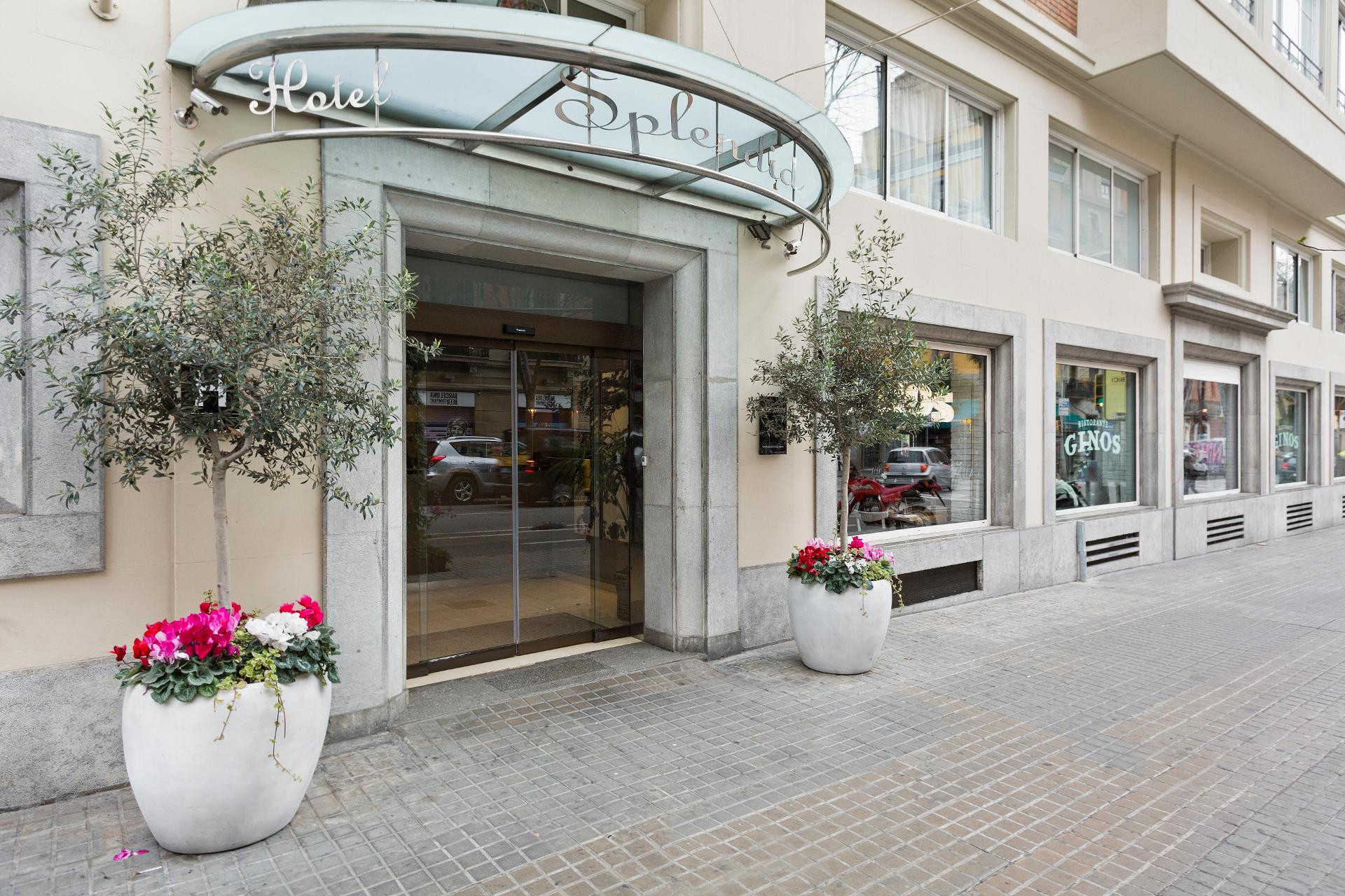 Vista Exterior Hotel Acta Splendid
