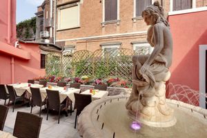 Alojamiento - New Reiter Hotel