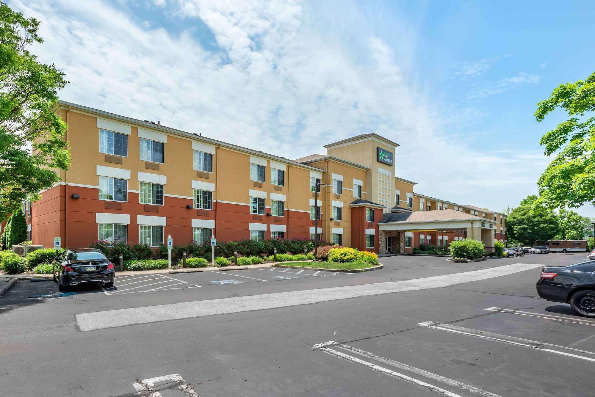 Vista Exterior Extended Stay America Suites Philadelphia King of Prussia