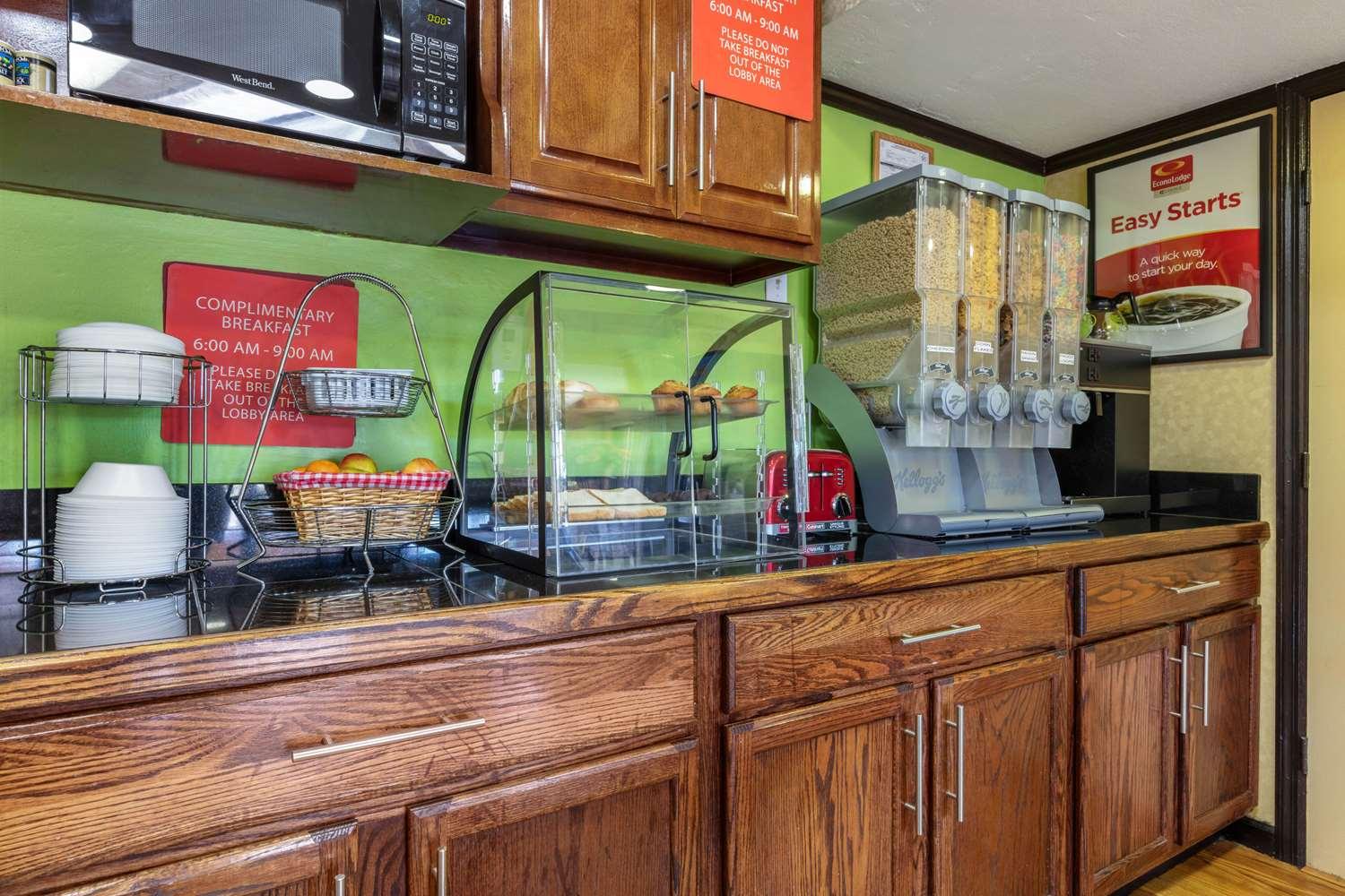 Restaurant Econo Lodge Nashville Airport East