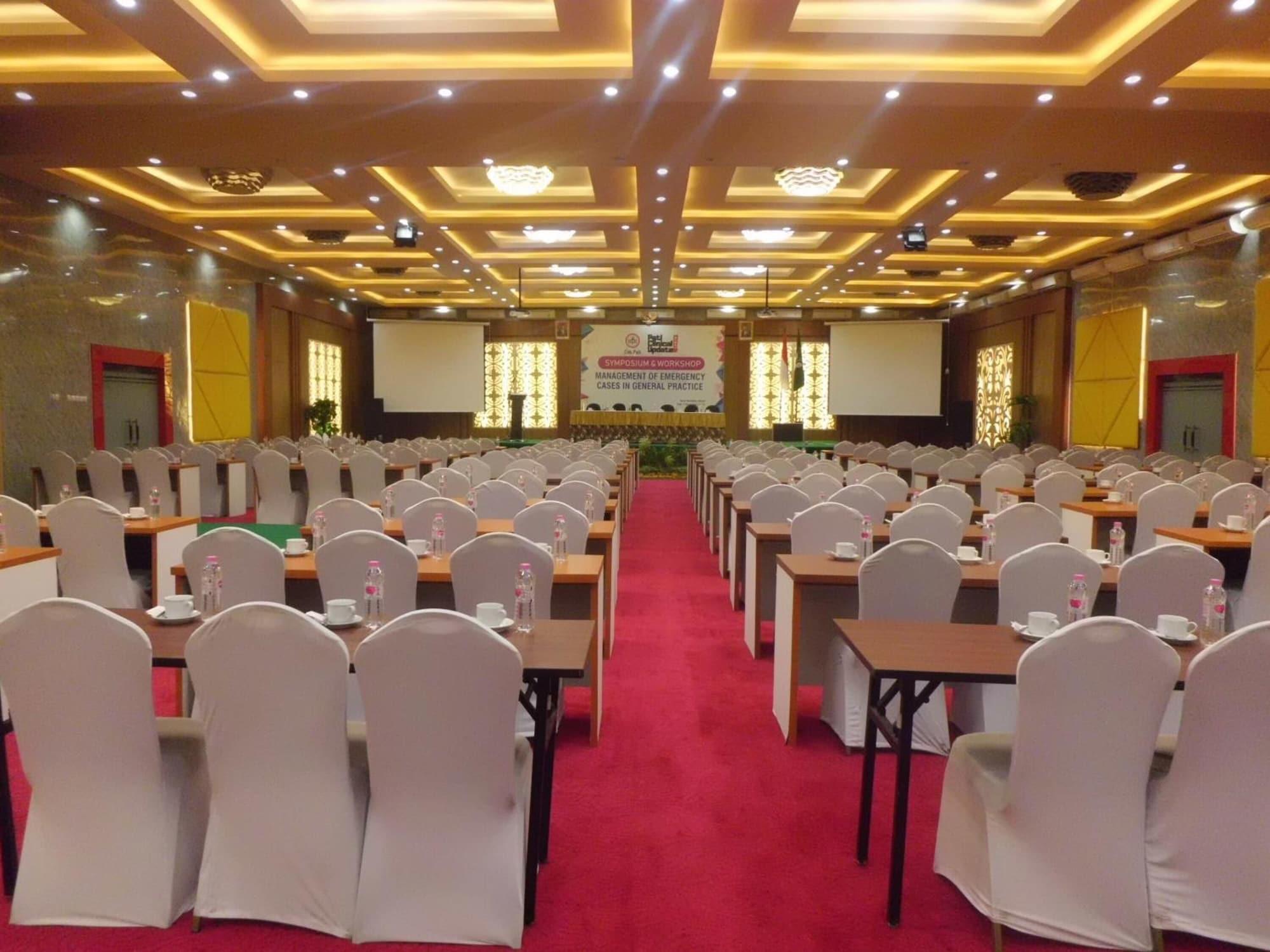 Sala de Reuniones Hotel New Merdeka Pati