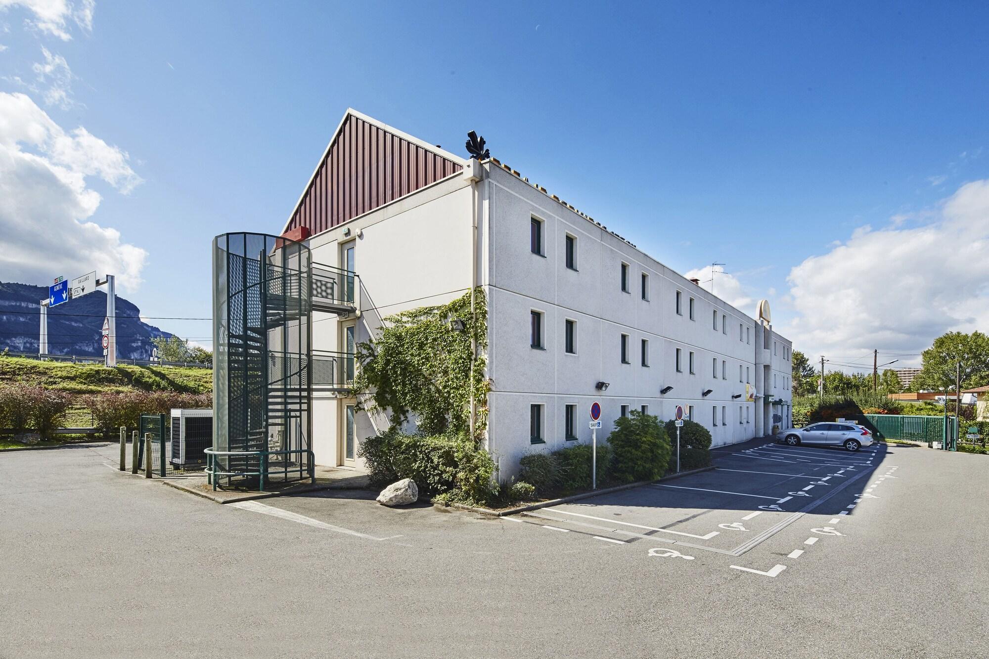 Vista Exterior Kyriad Direct Annemasse - Genève