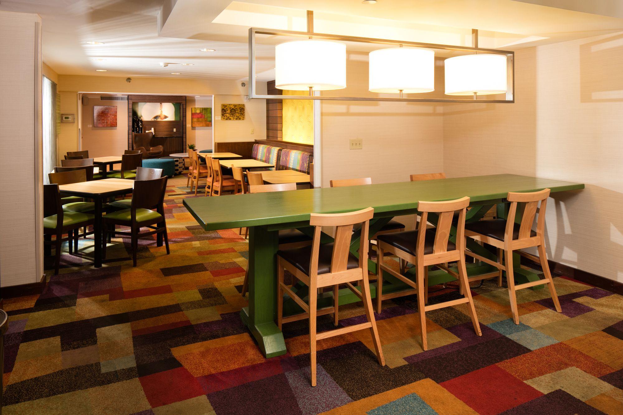 Restaurant Fairfield Inn By Marriott Dayton North