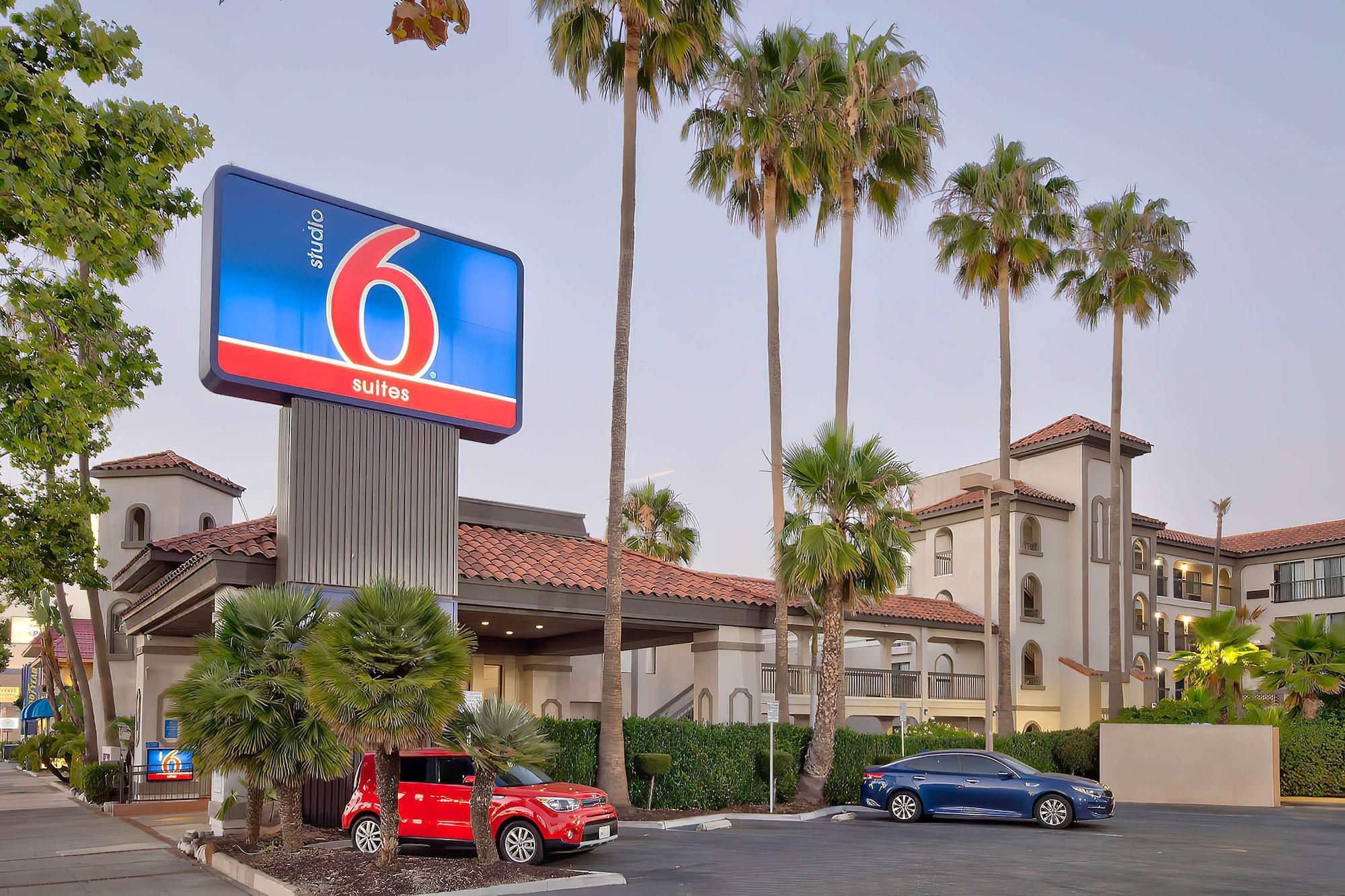 Varios Studio 6 Suites Lawndale, CA – South Bay