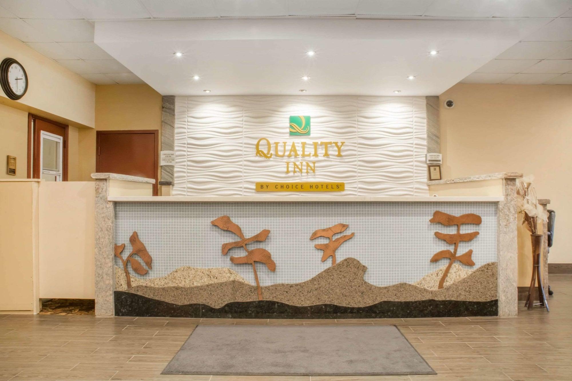 Vista Lobby Quality Inn