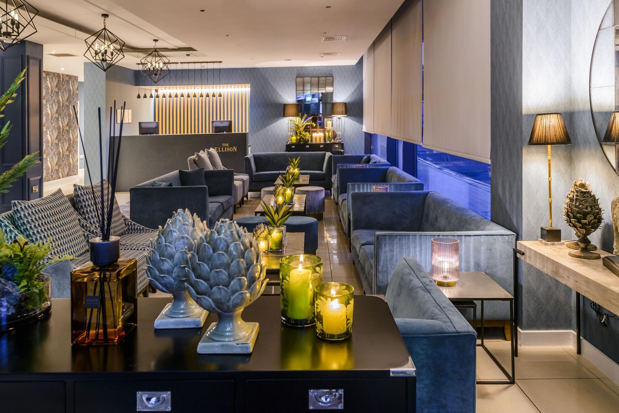 Vista Lobby The Ellison Hotel