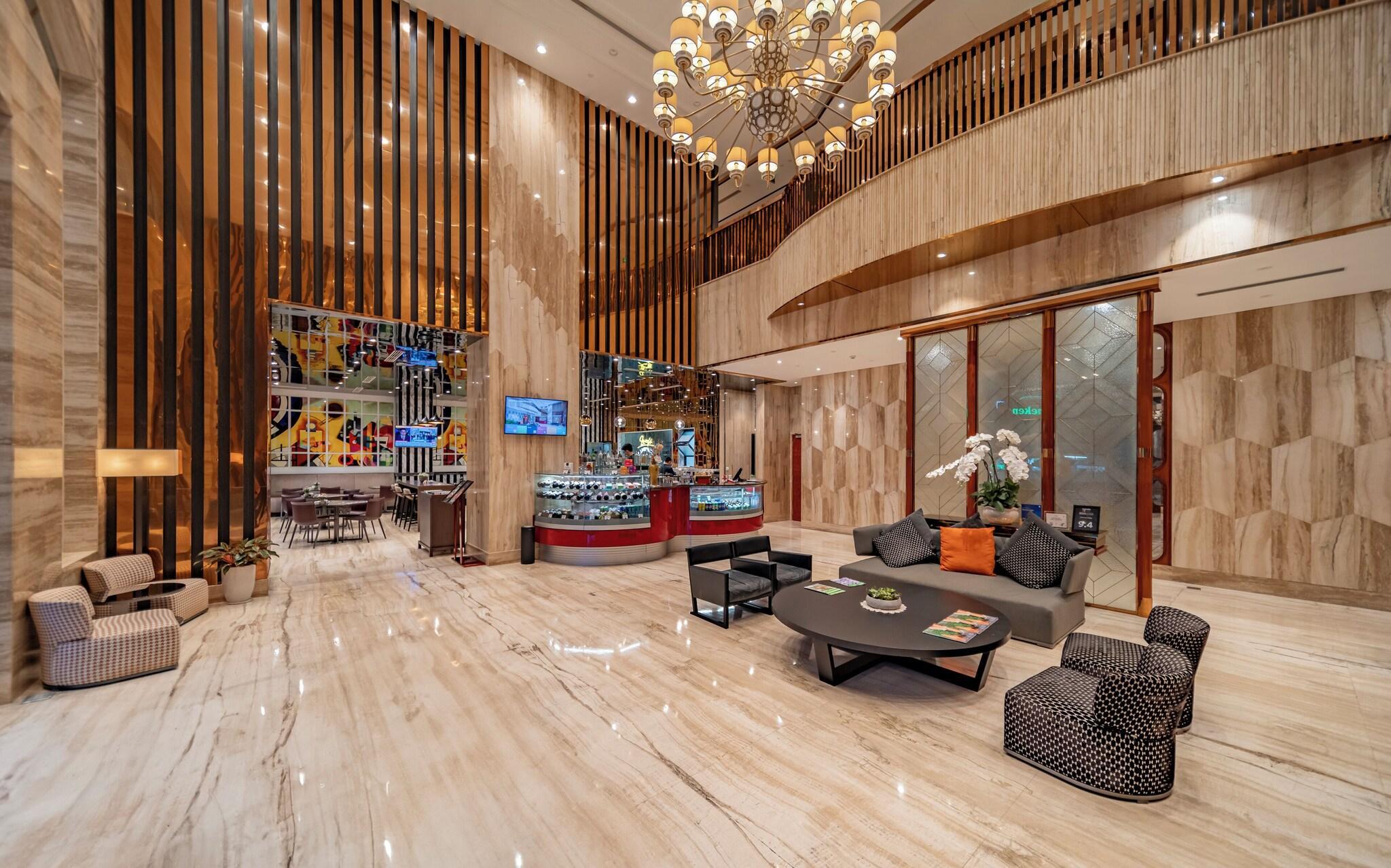 Vista Lobby Sherwood Suites