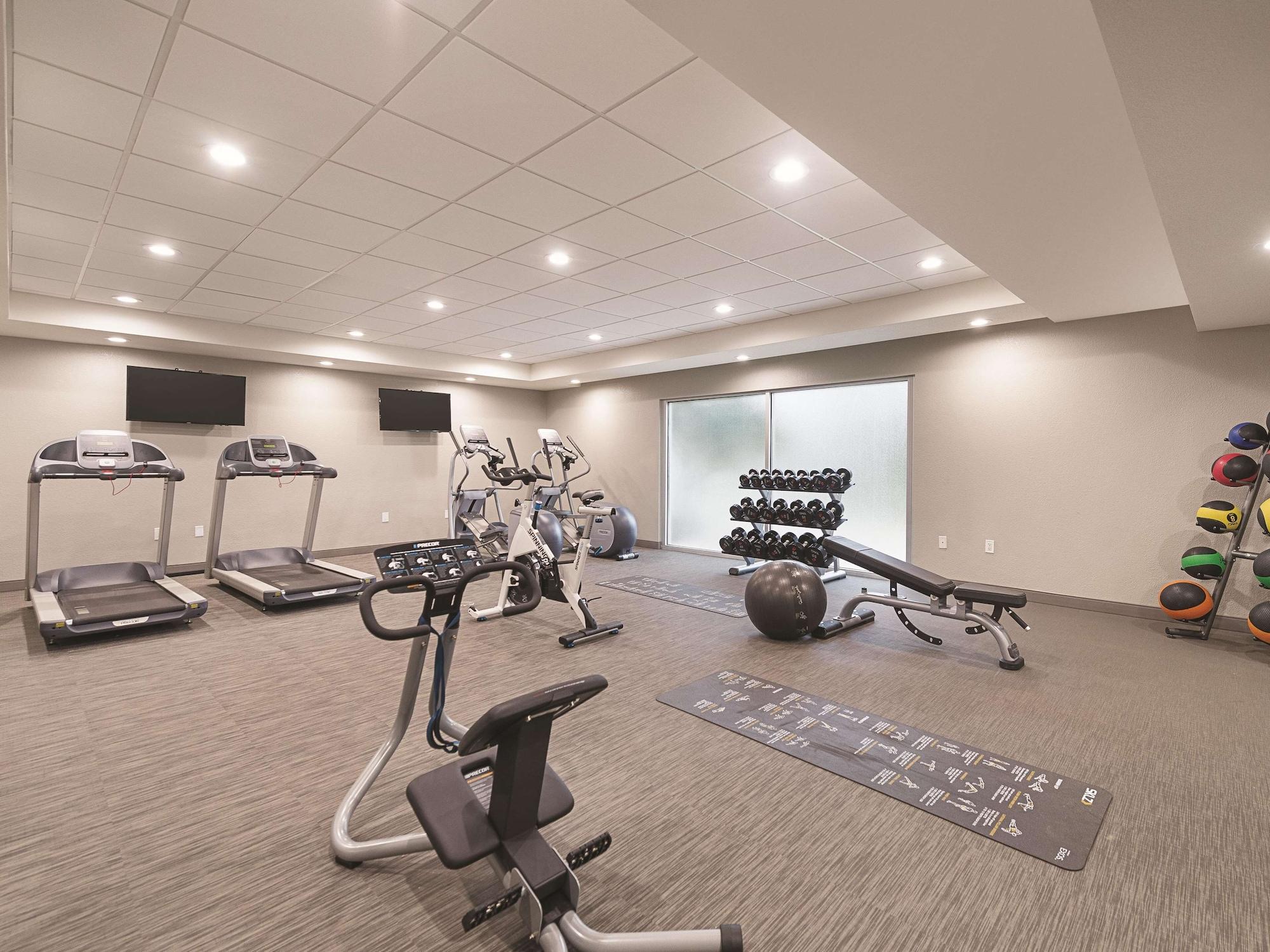 Gimnasio La Quinta Inn & Suites by Wyndham Oklahoma City - NW Expwy