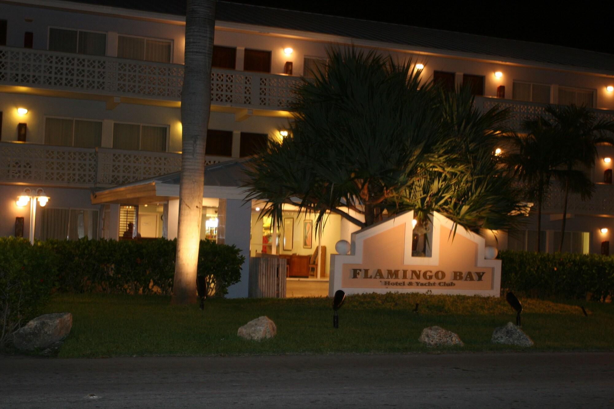 Vista Exterior Flamingo Bay Hotel & Marina at Taino Beach