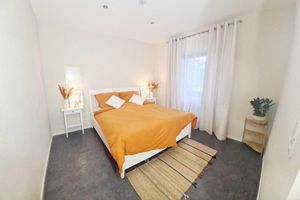 Alquiler Vacacional - Ferienwohnung mit Sonnenterrasse und Blick auf die Sauer