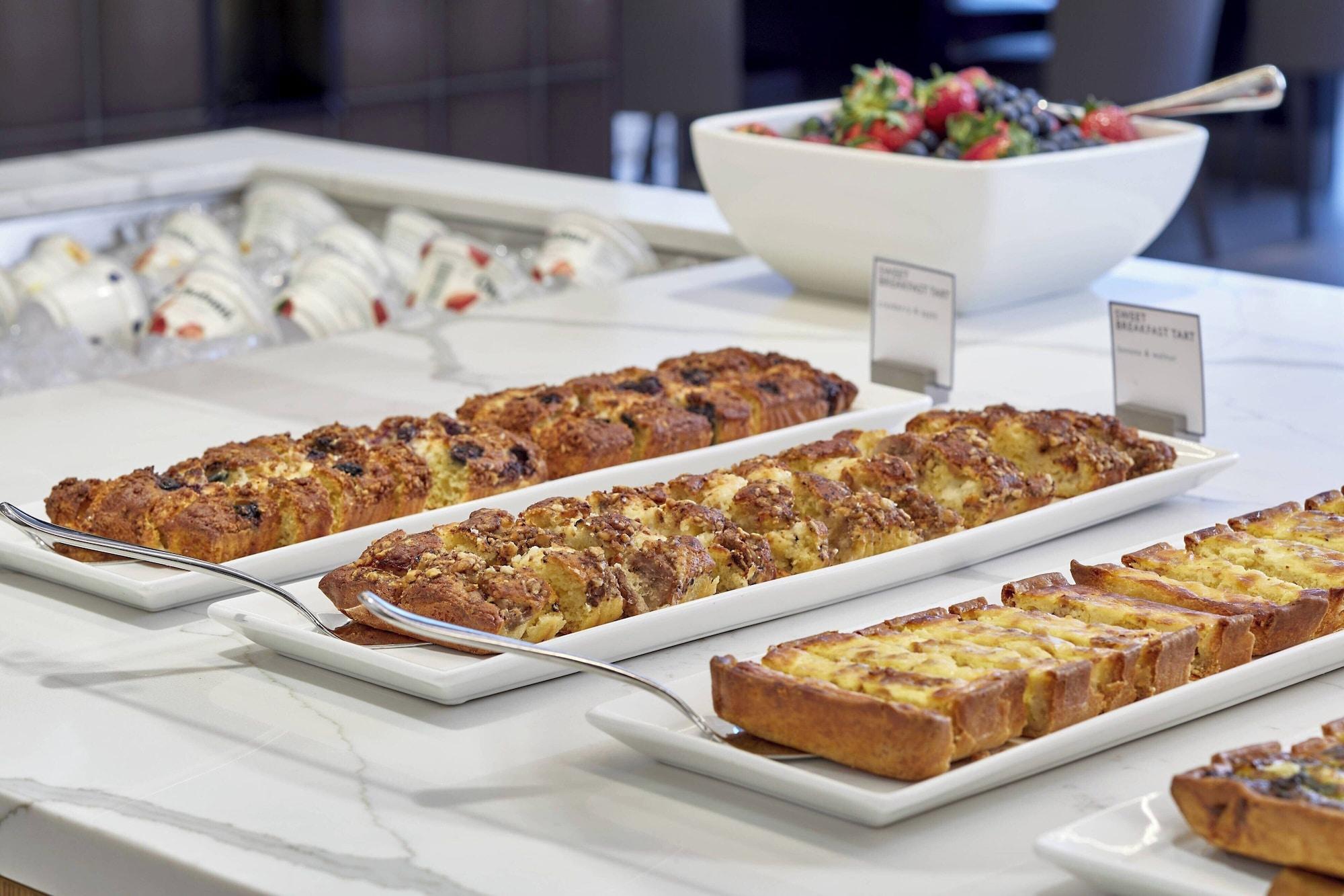 Restaurant AC Hotel by Marriott Atlanta Airport Gateway