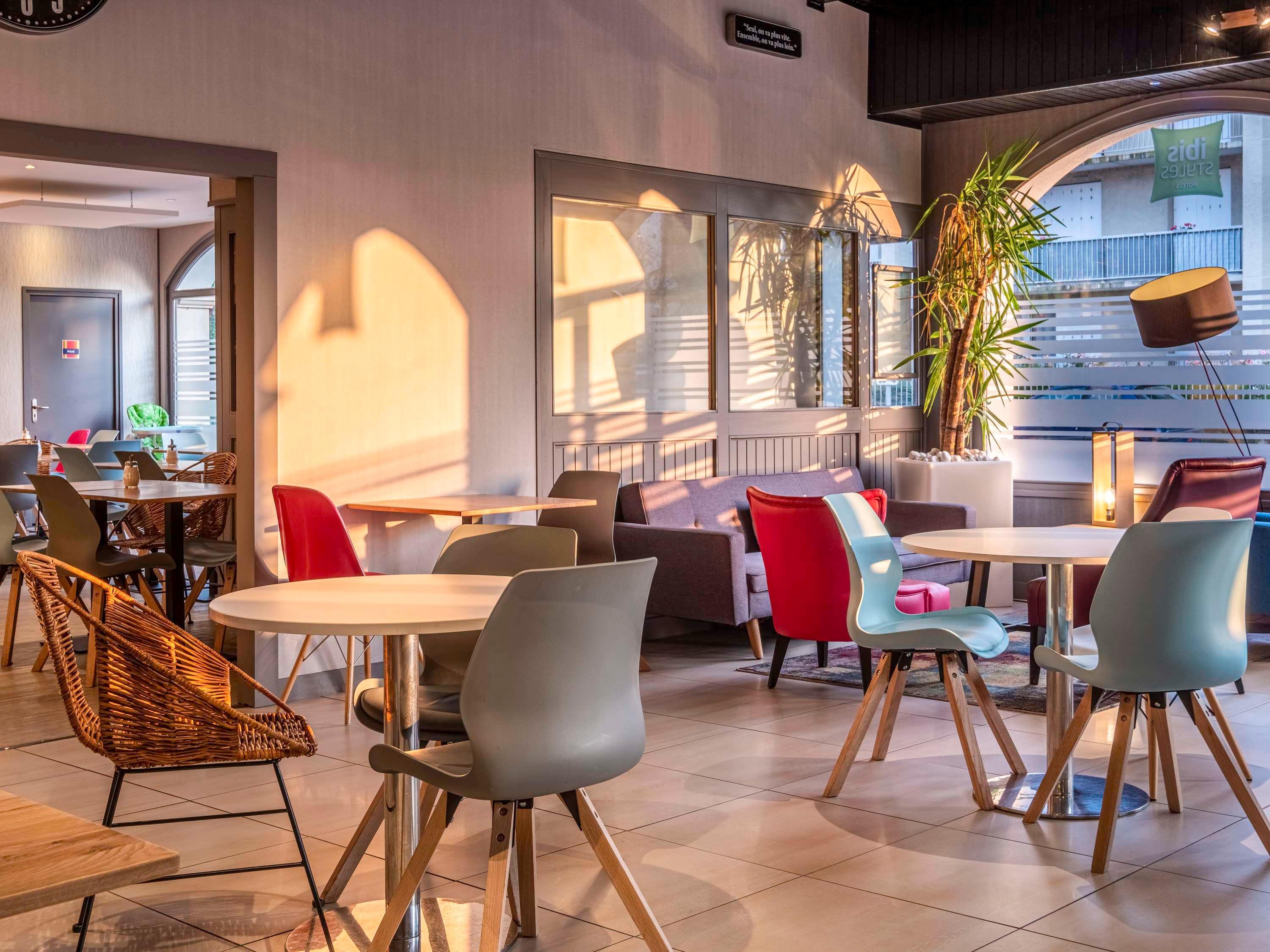 Bar/Salón ibis Styles Blois Centre Gare