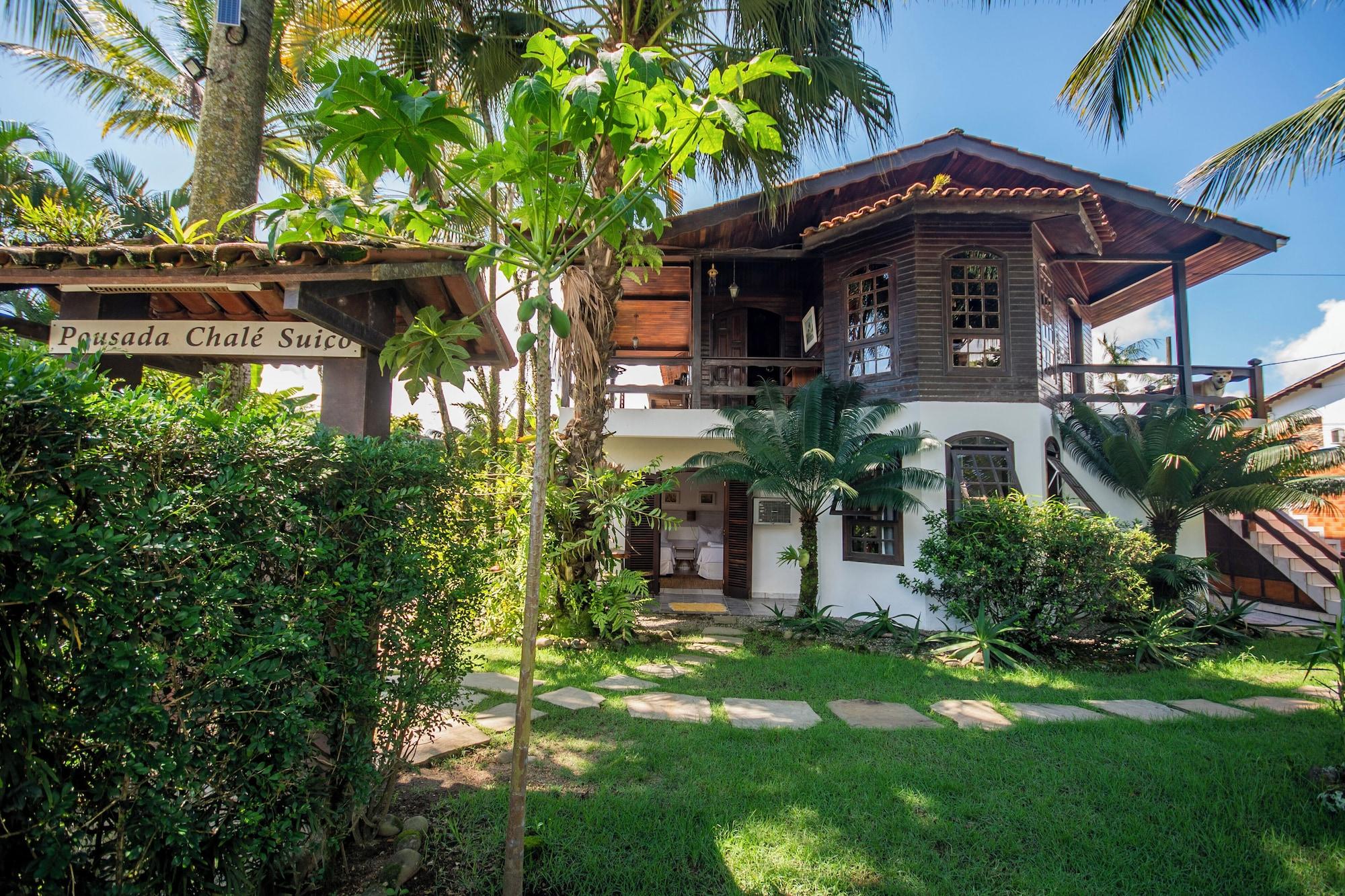 Vista Exterior Pousada Chalé Suiço