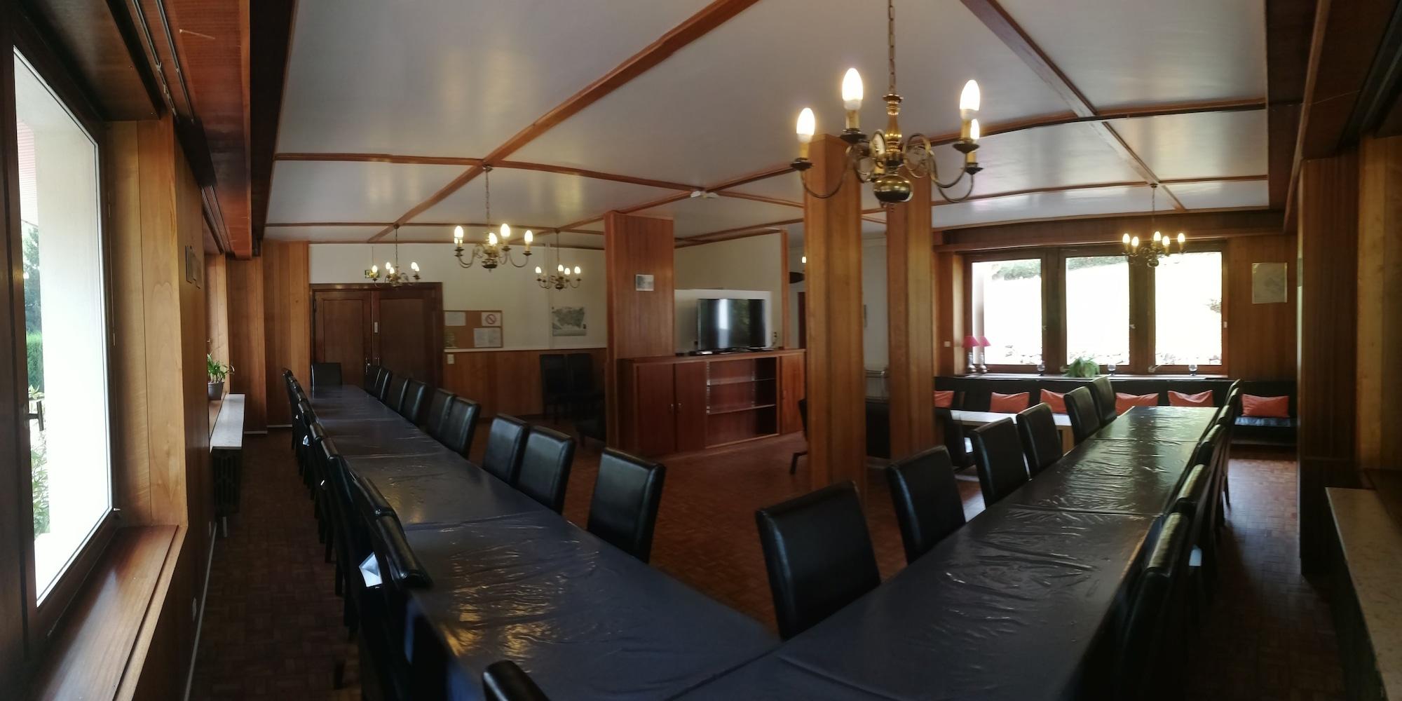 Sala de Reuniones Les Sources