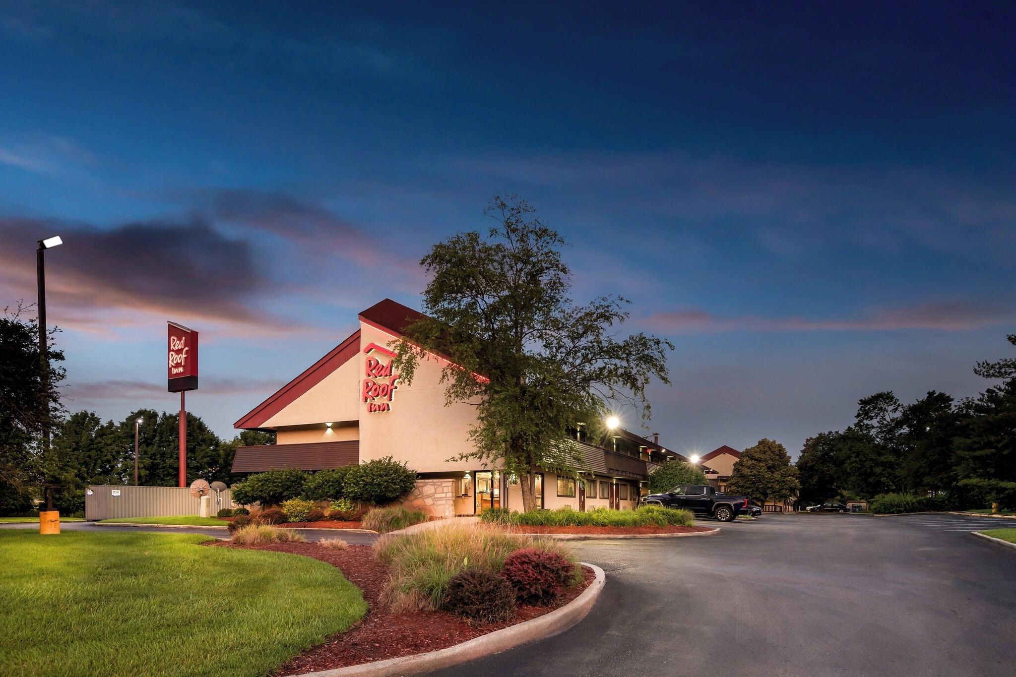 Vista Exterior Red Roof Inn Indianapolis North - College Park