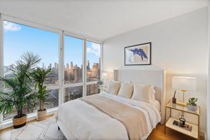 Alquiler Vacacional - Corner 1BR Skyline and River Views Floor to Ceiling Windows Walk to Times Sq