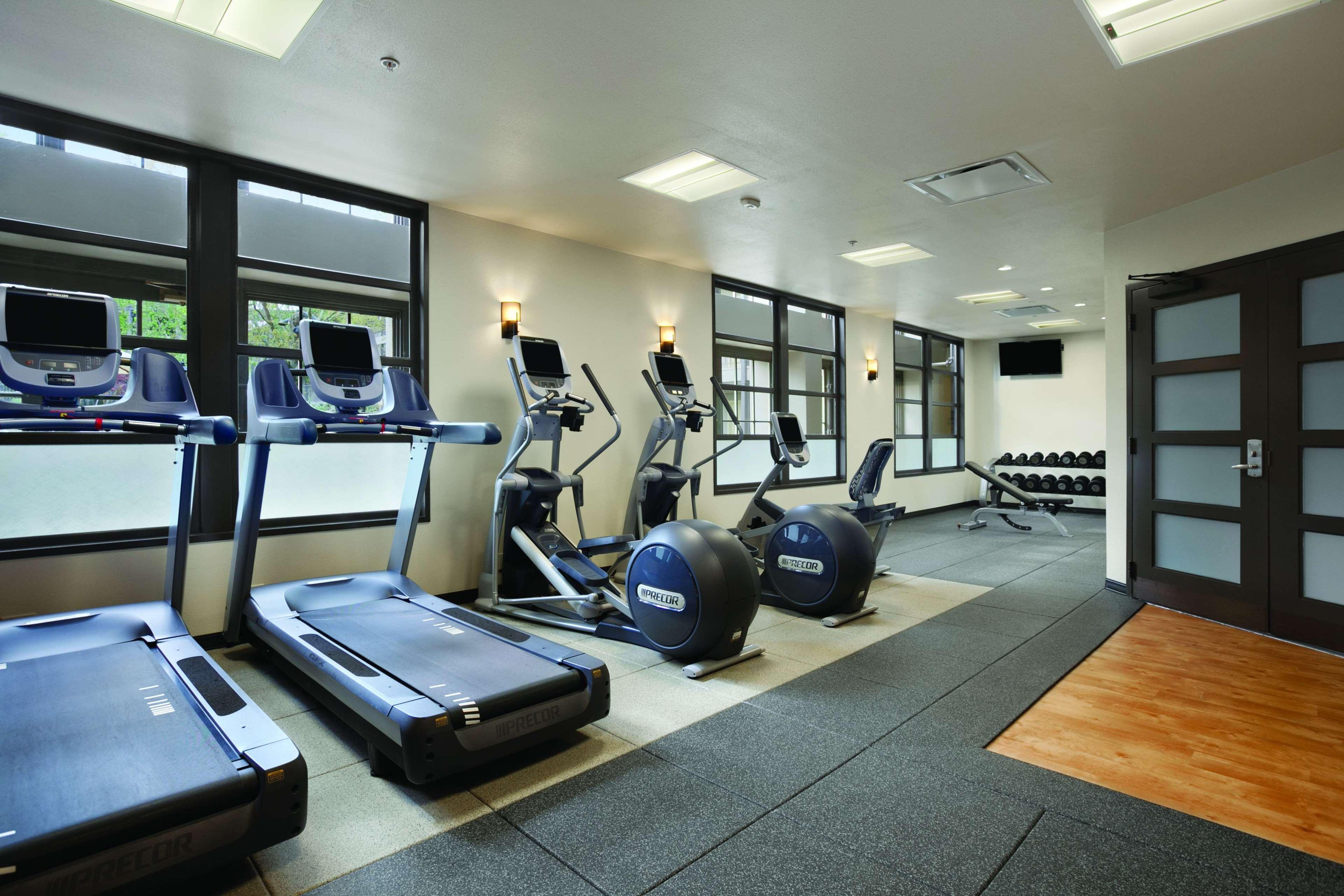 Instalaciones Recreativas Embassy Suites by Hilton Napa Valley