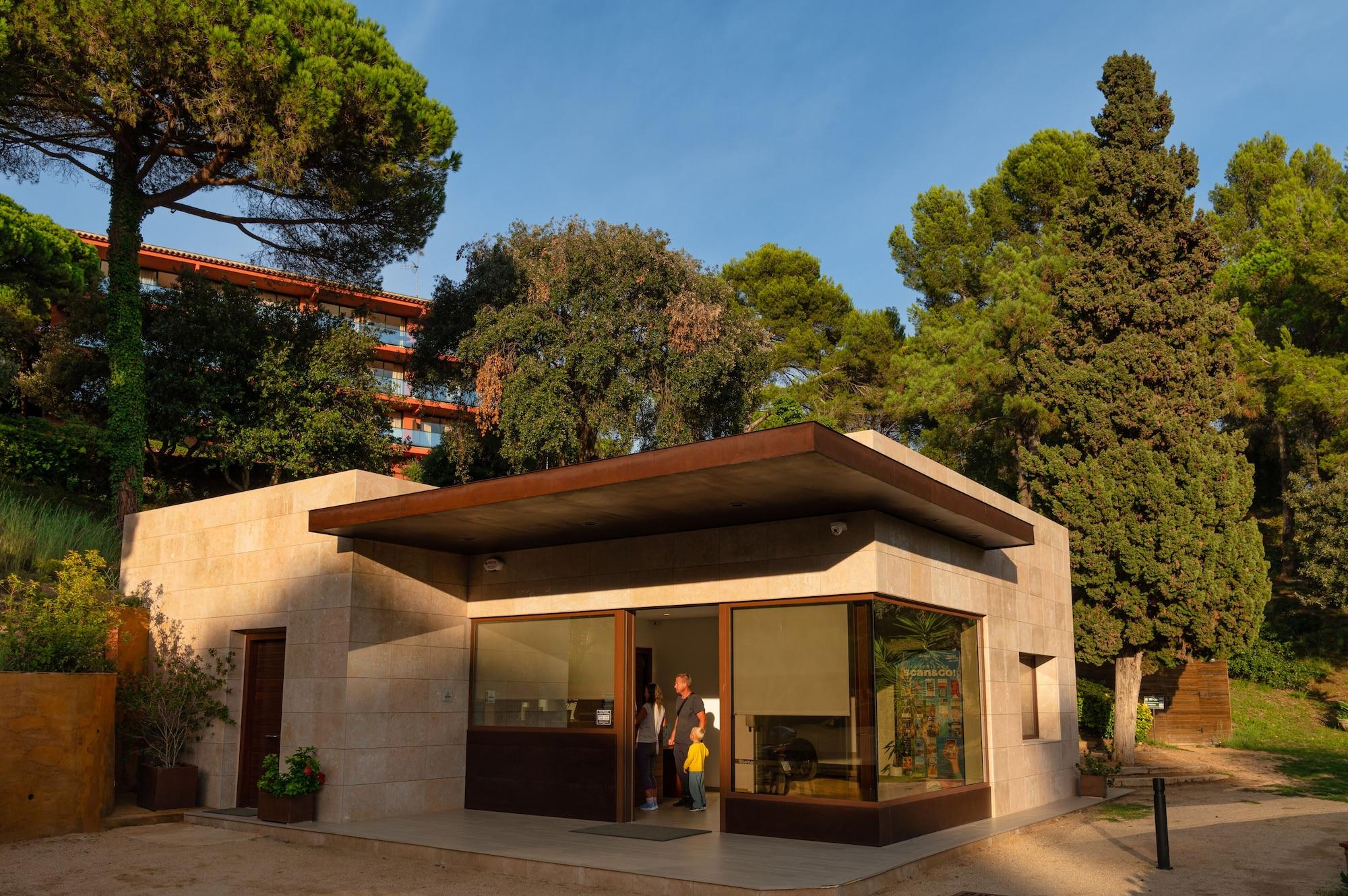 Vista Lobby Albamar Apartaments