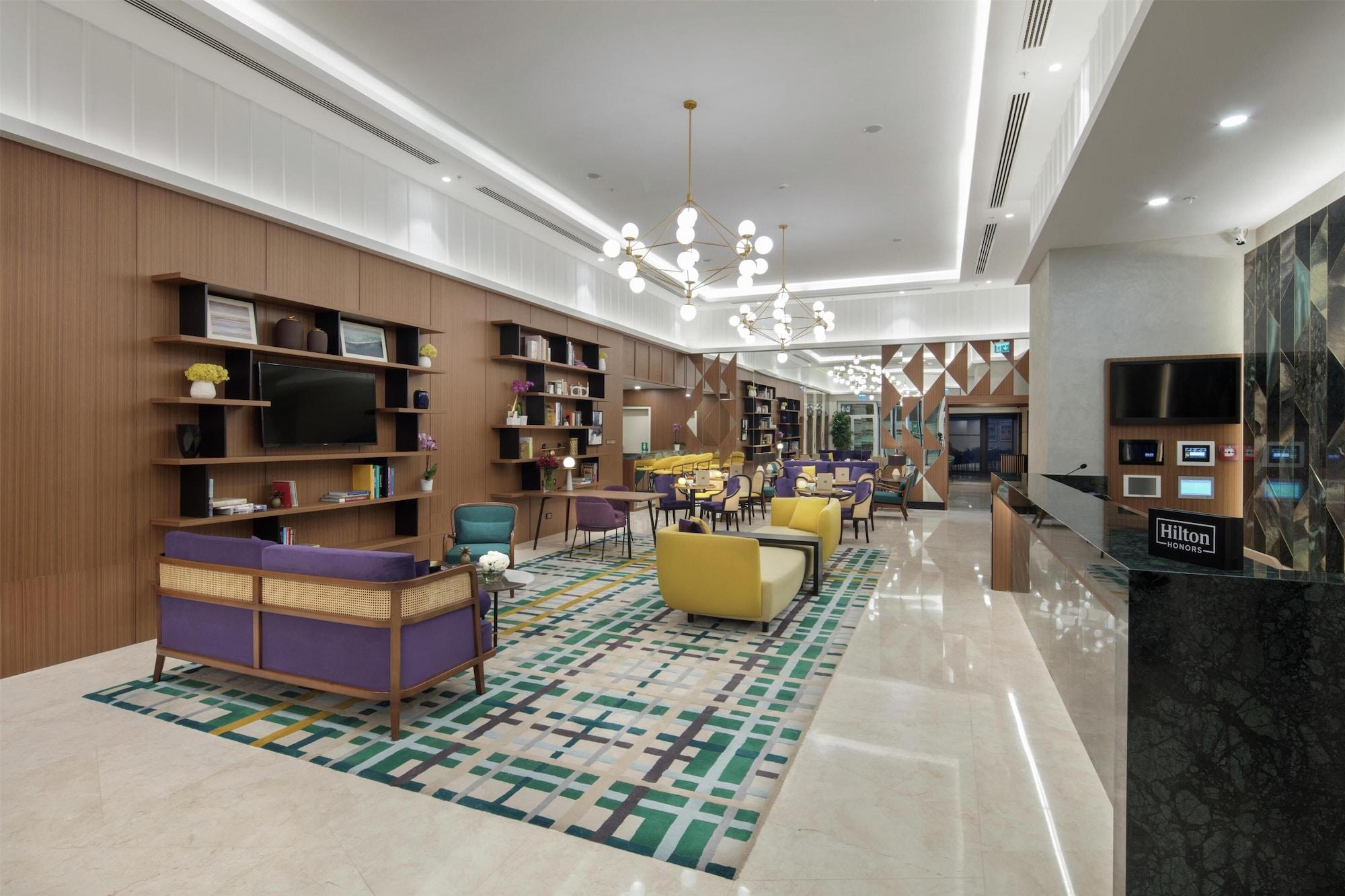 Vista Lobby DoubleTree by Hilton Afyonkarahisar