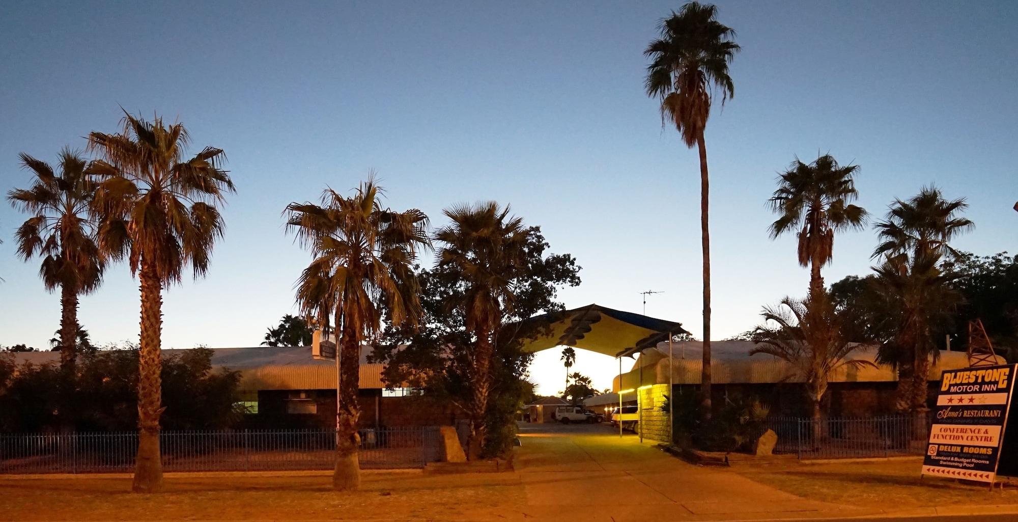 Vista Exterior Bluestone Motor Inn