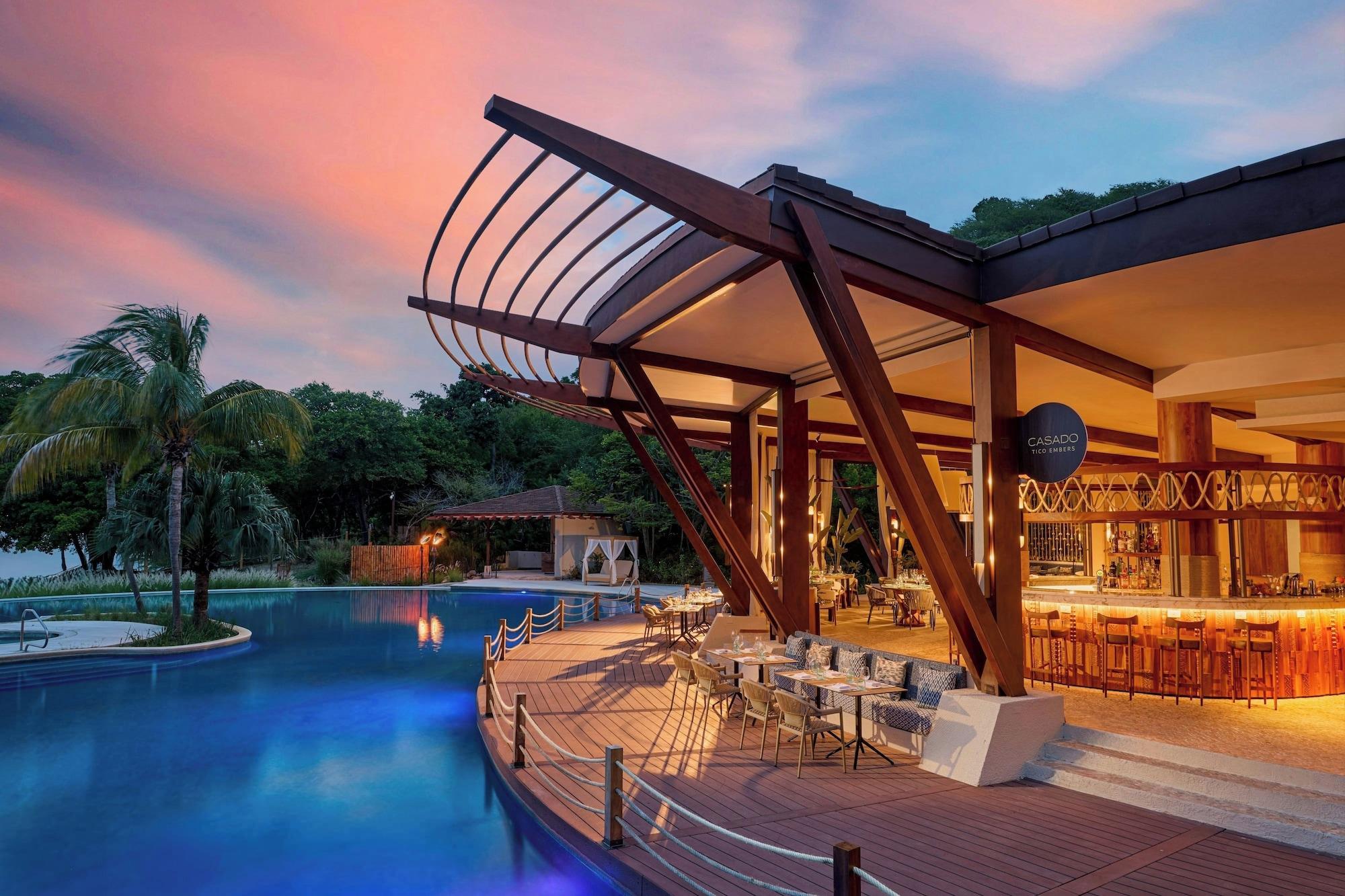 Vista Piscina JW Marriott Costa Elena Resort & Spa, All-Inclusive