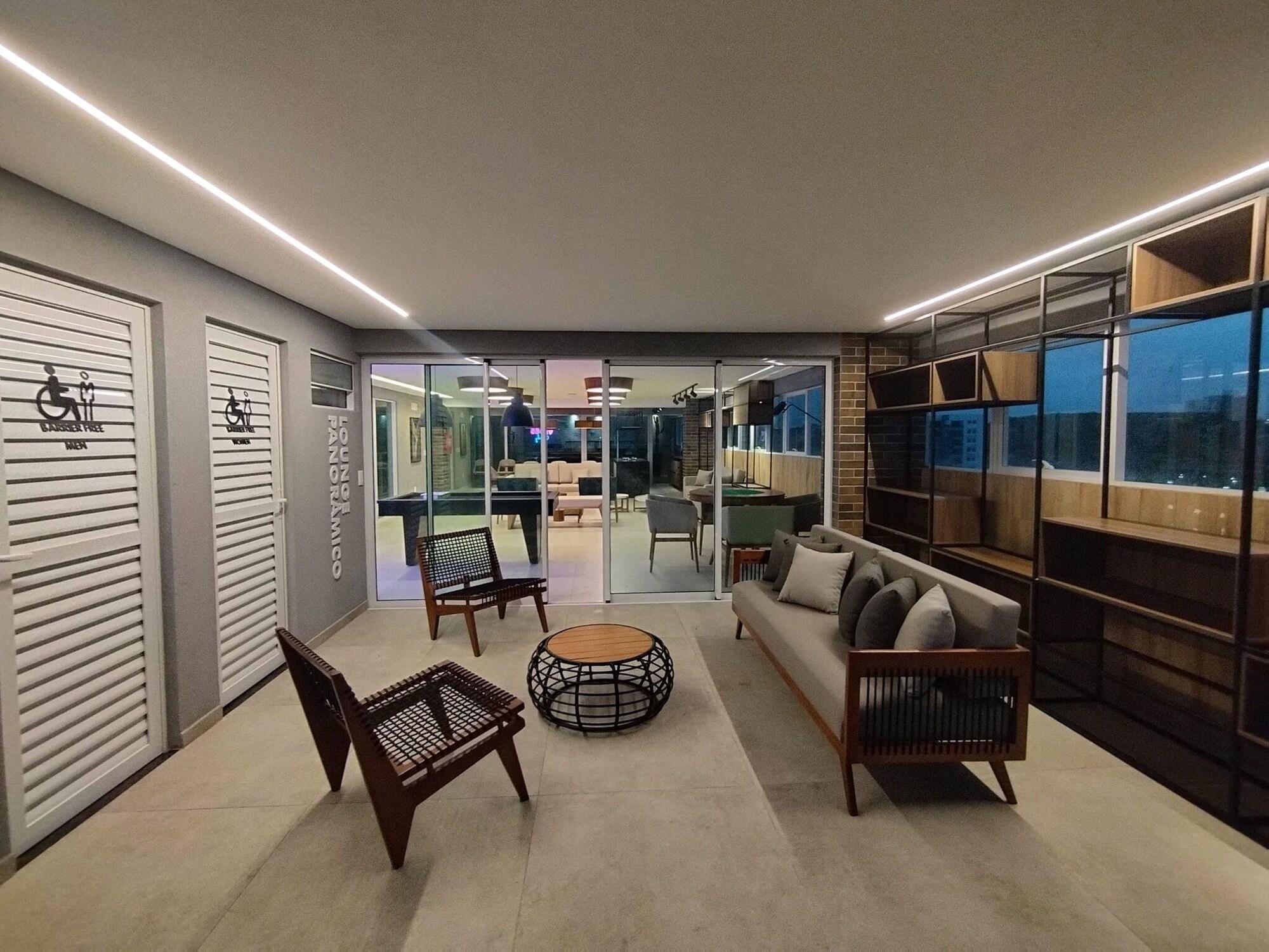 Bar/Salón Studios Premium RN