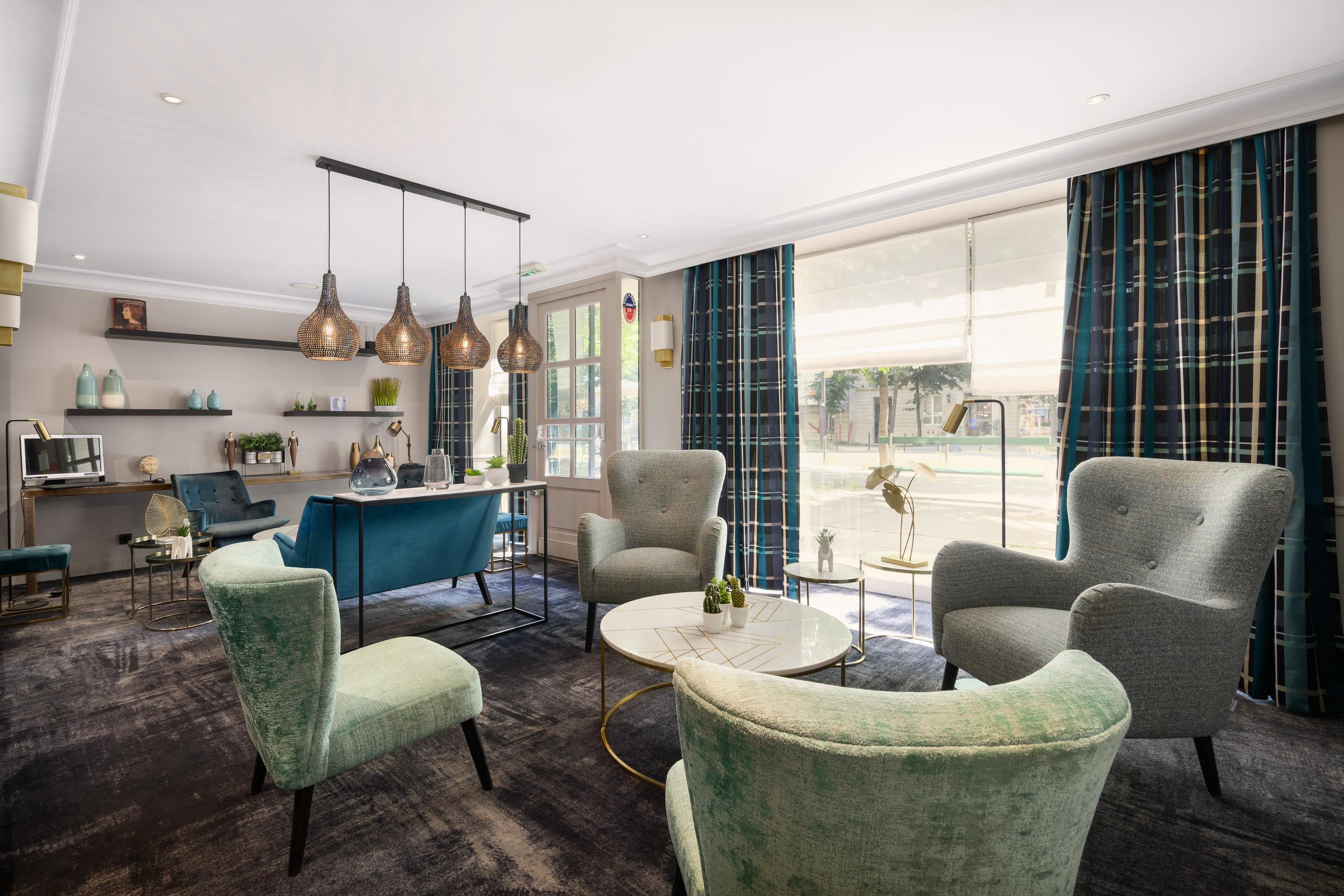 Vista Lobby Le Royal Rive Gauche