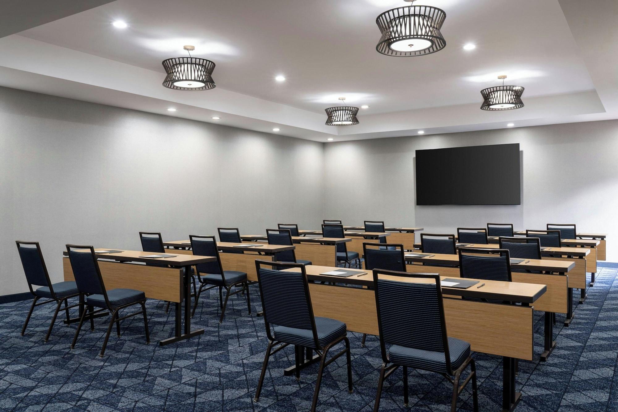 Sala de Reuniones Courtyard by Marriott Cleveland Beachwood